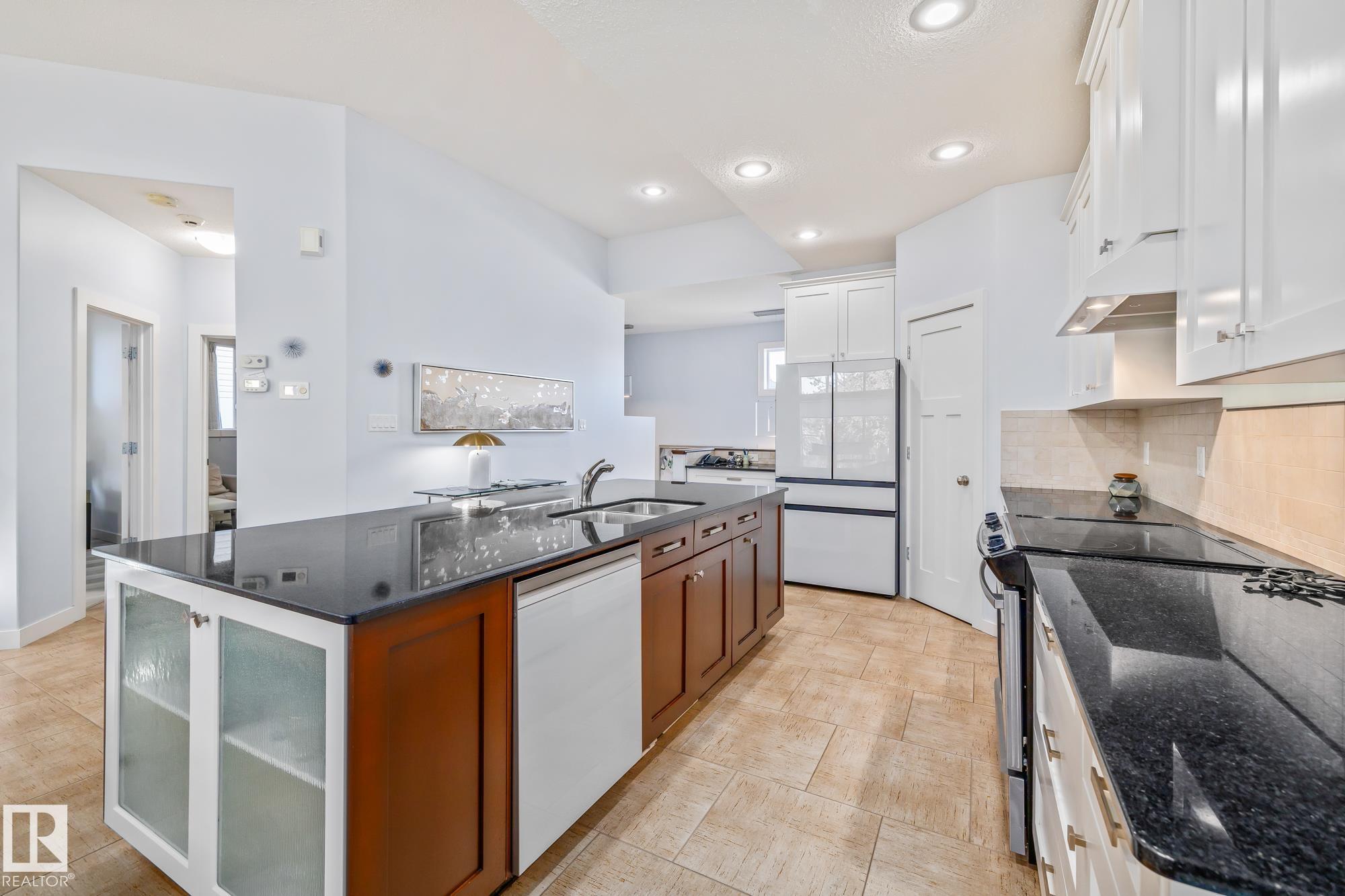 Photo 6 at 542 Ridgeland Way, The Ridge, Sherwood Park