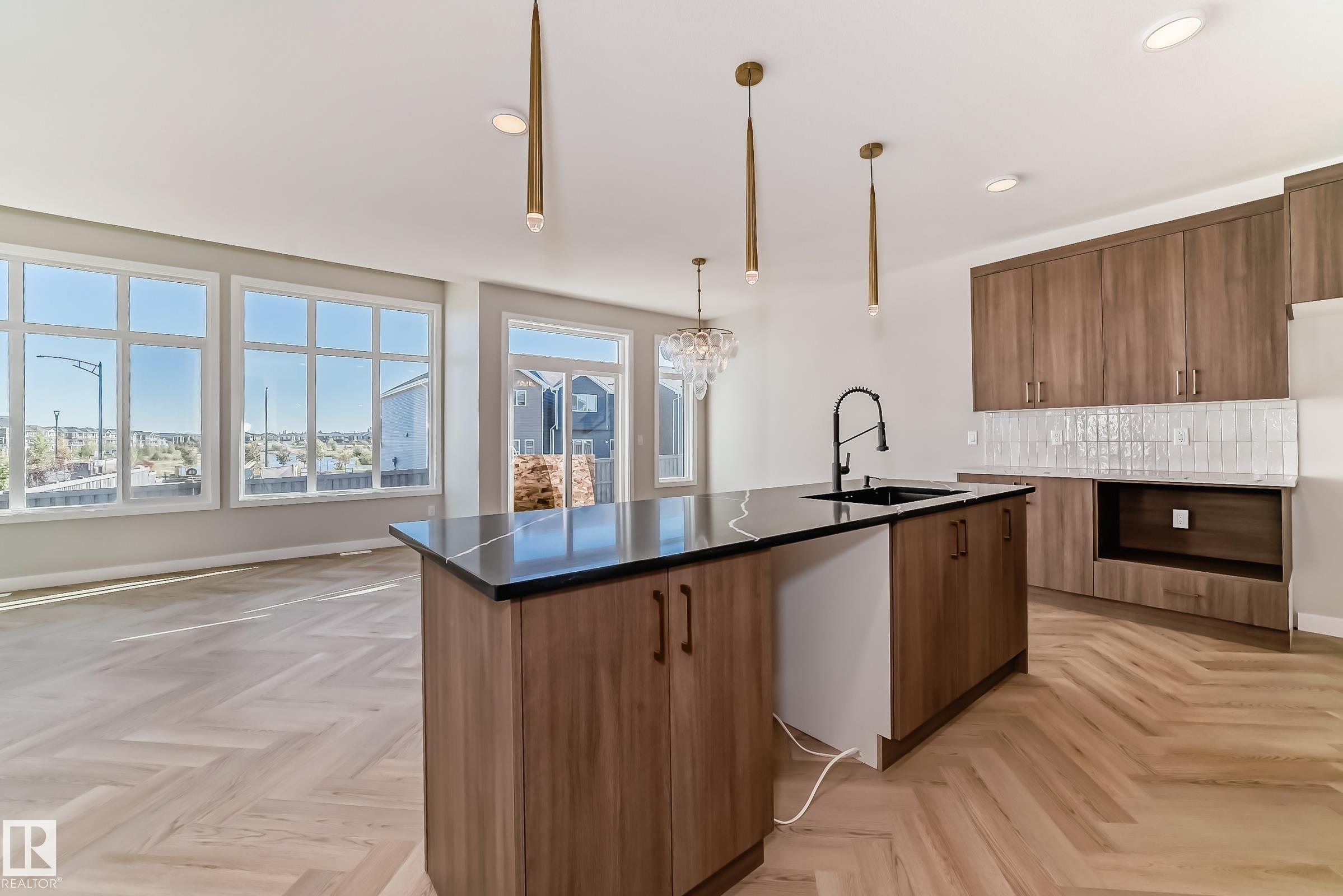 Photo 5 at 20612 43 Avenue NW, Edgemont, Edmonton