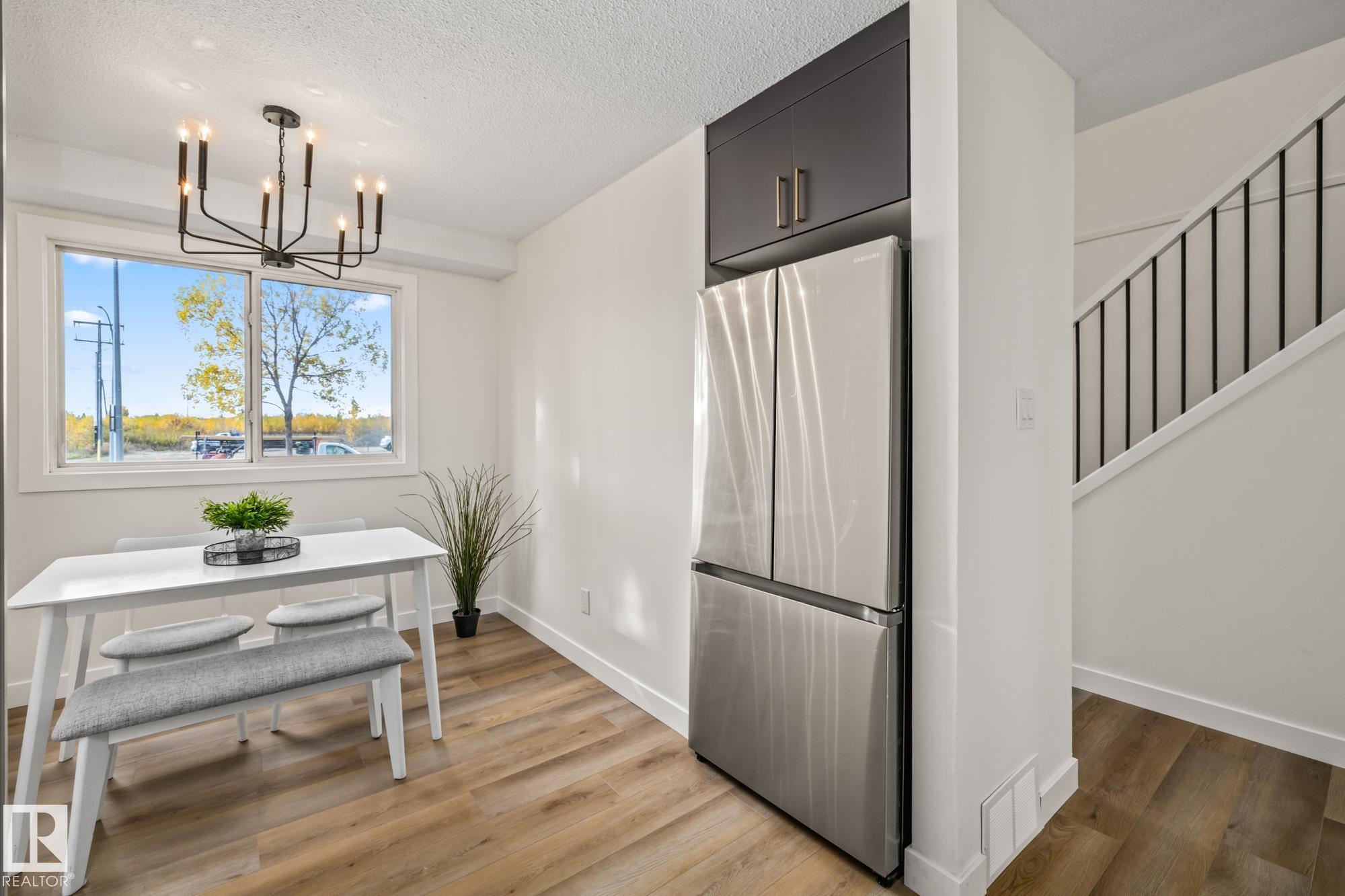 Photo 3 at 1159 Hooke Road NW, Overlanders, Edmonton