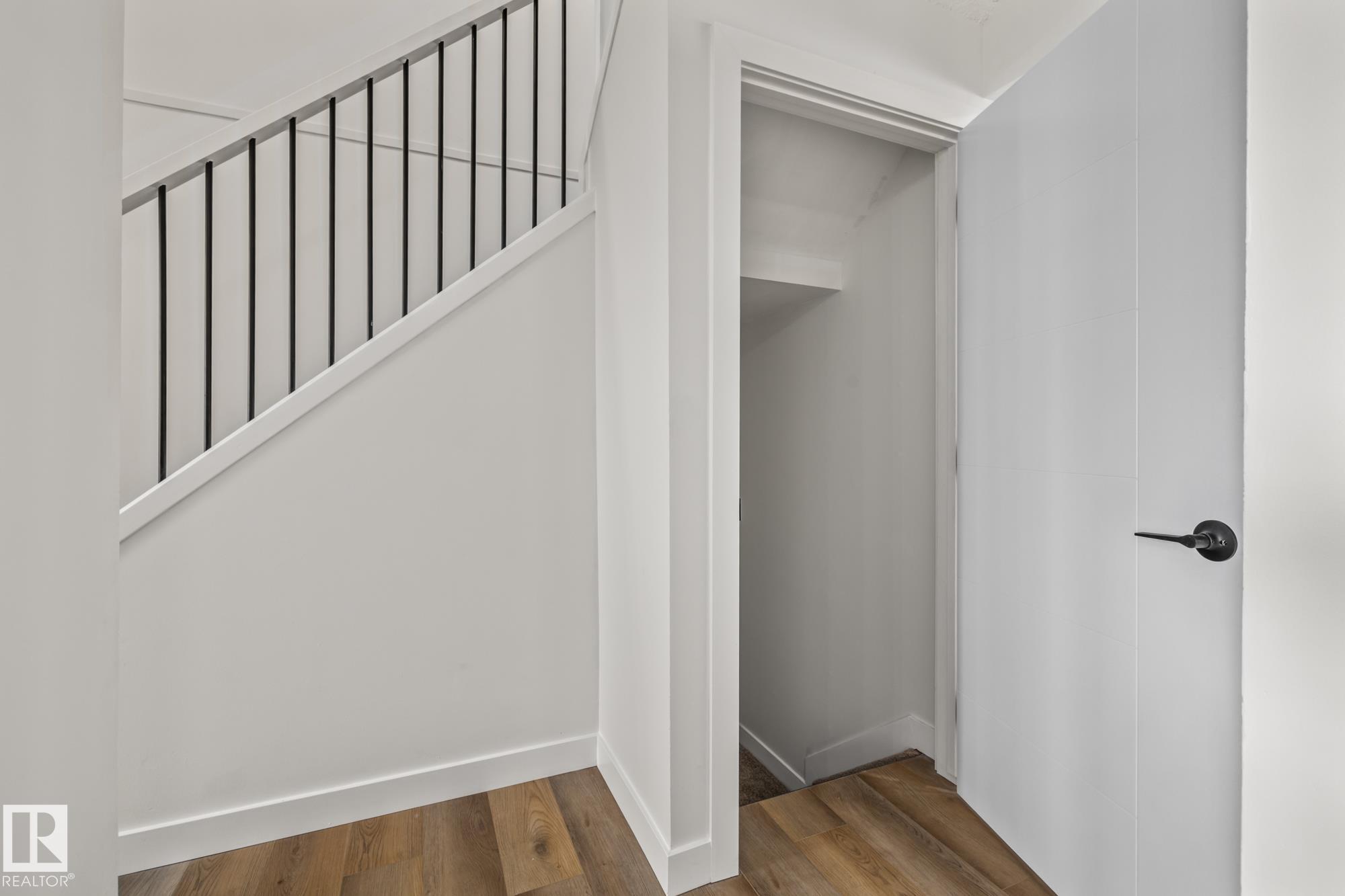 Photo 25 at 1159 Hooke Road NW, Overlanders, Edmonton