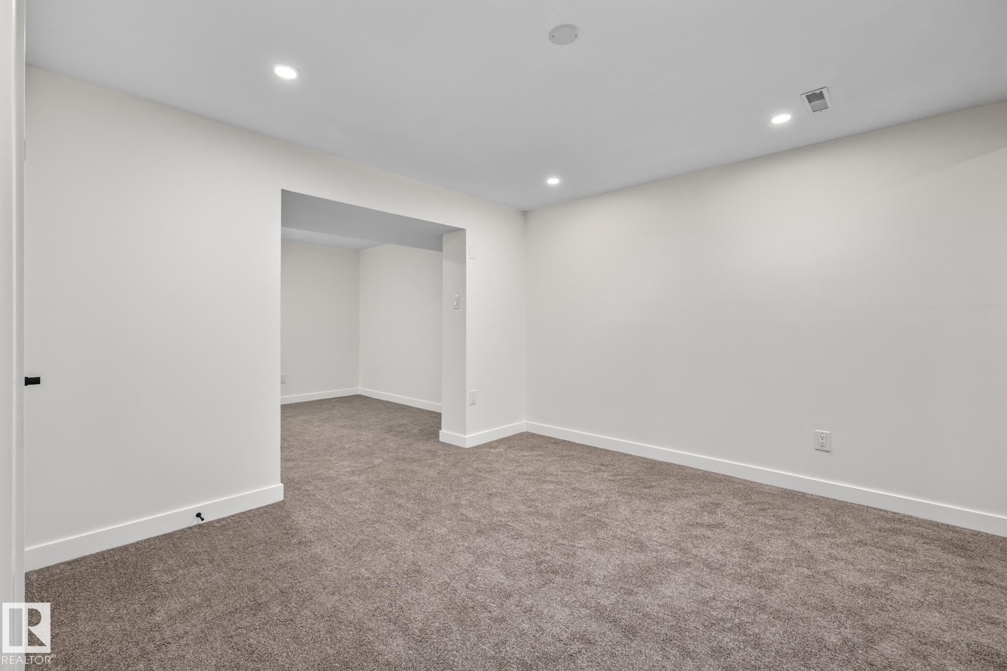 Photo 26 at 1159 Hooke Road NW, Overlanders, Edmonton