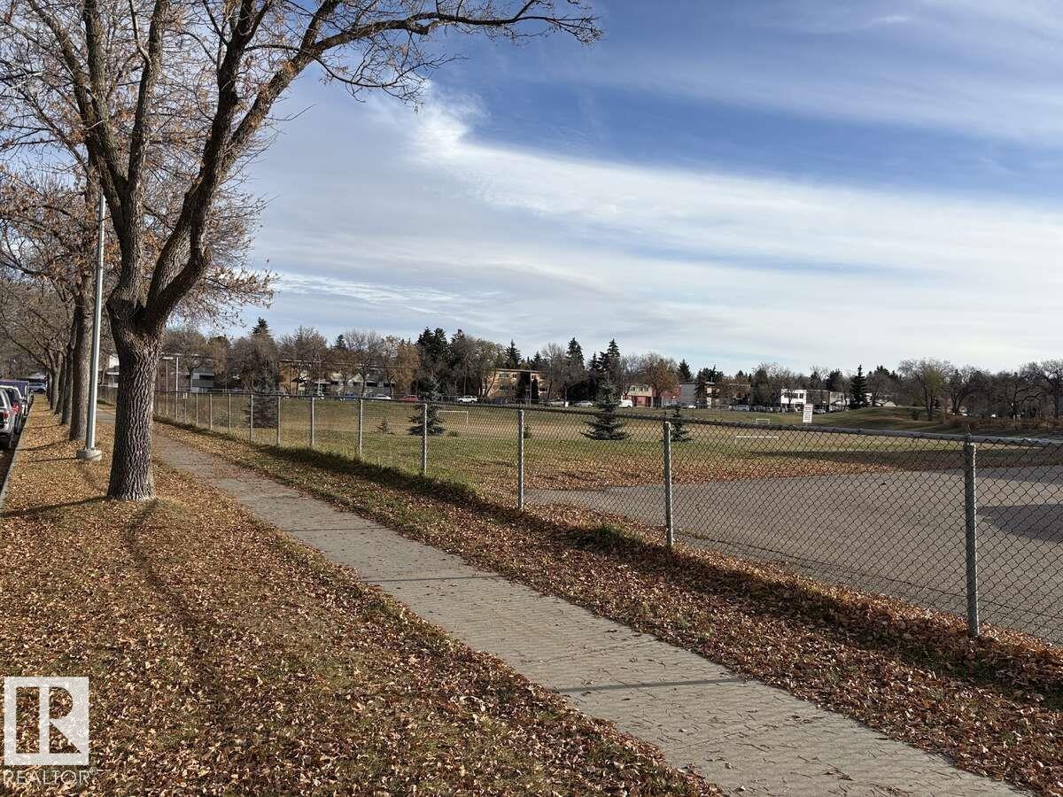 Photo 26 at 301 - 11140 68 Avenue NW, Parkallen, Edmonton