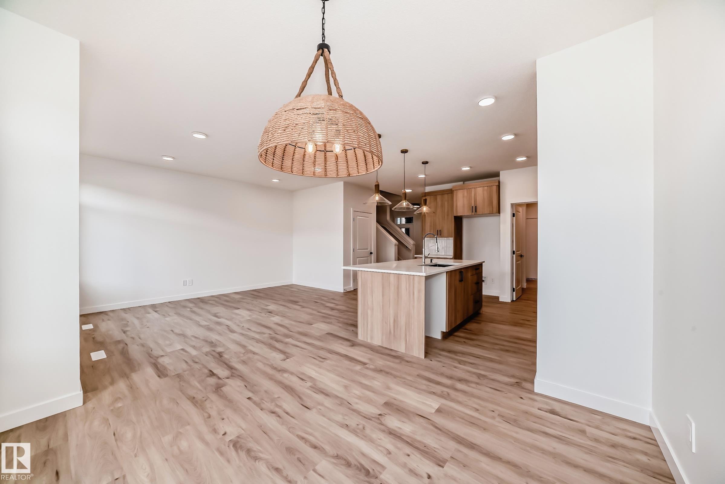 Photo 9 at 20616 43 Avenue NW, Edgemont, Edmonton