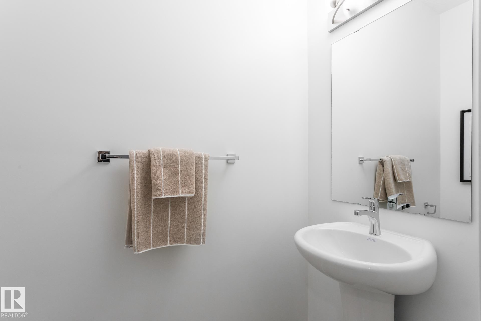 Photo 13 at 5019 Cawsey Link SW, Chappelle Area, Edmonton