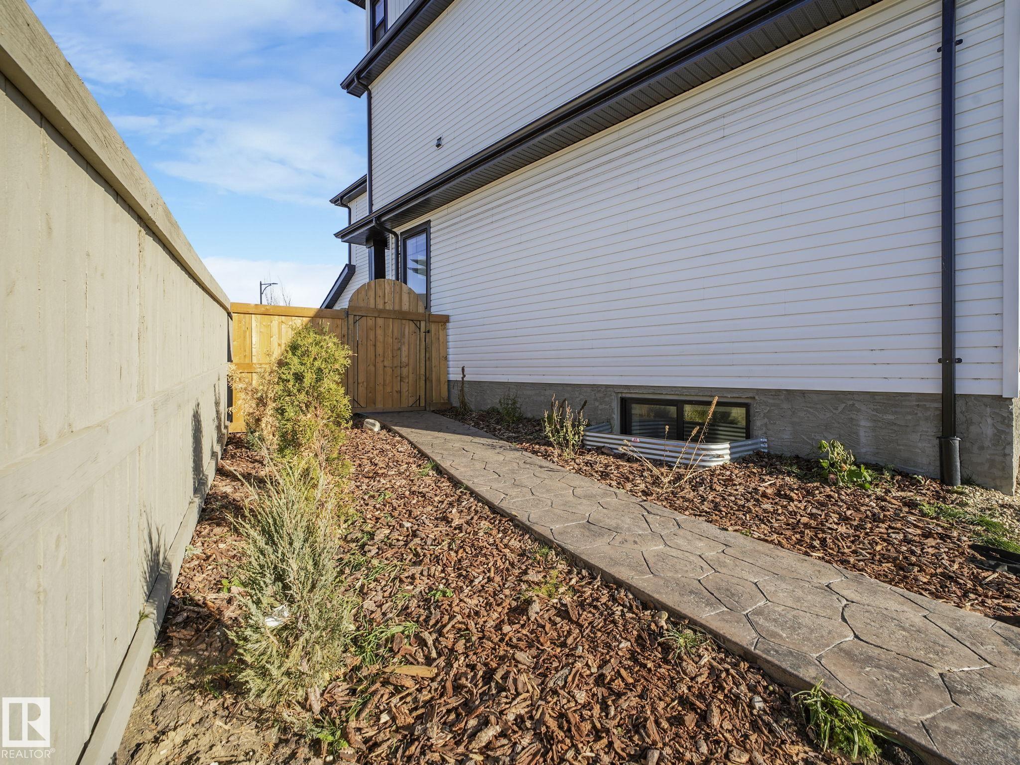 Photo 39 at 6613 62 Avenue, Dansereau Meadows, Beaumont