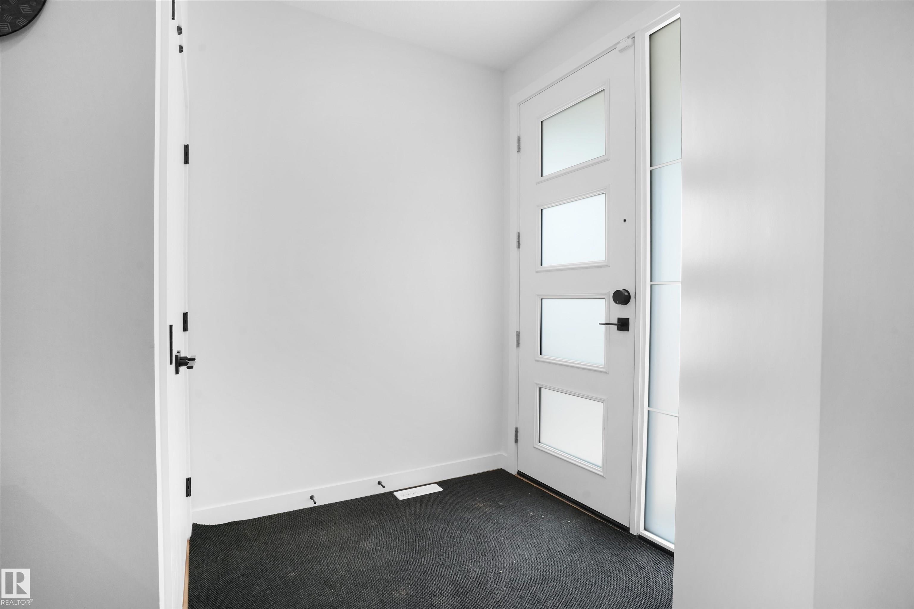 Photo 3 at 3327 Chernowsi Way SW, Chappelle Area, Edmonton