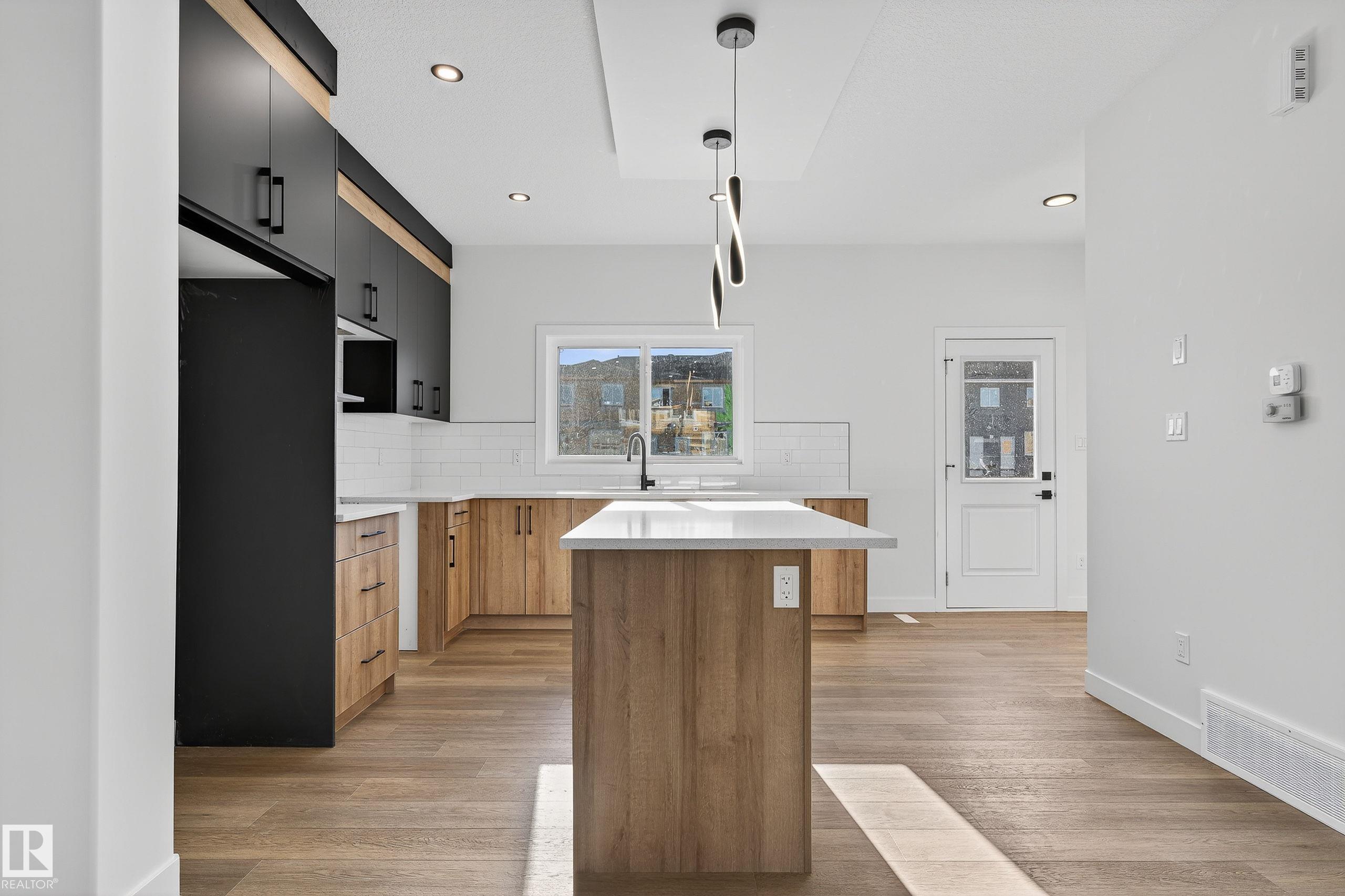 Photo 10 at 118 Pierwyck Loop, Fenwyck, Spruce Grove