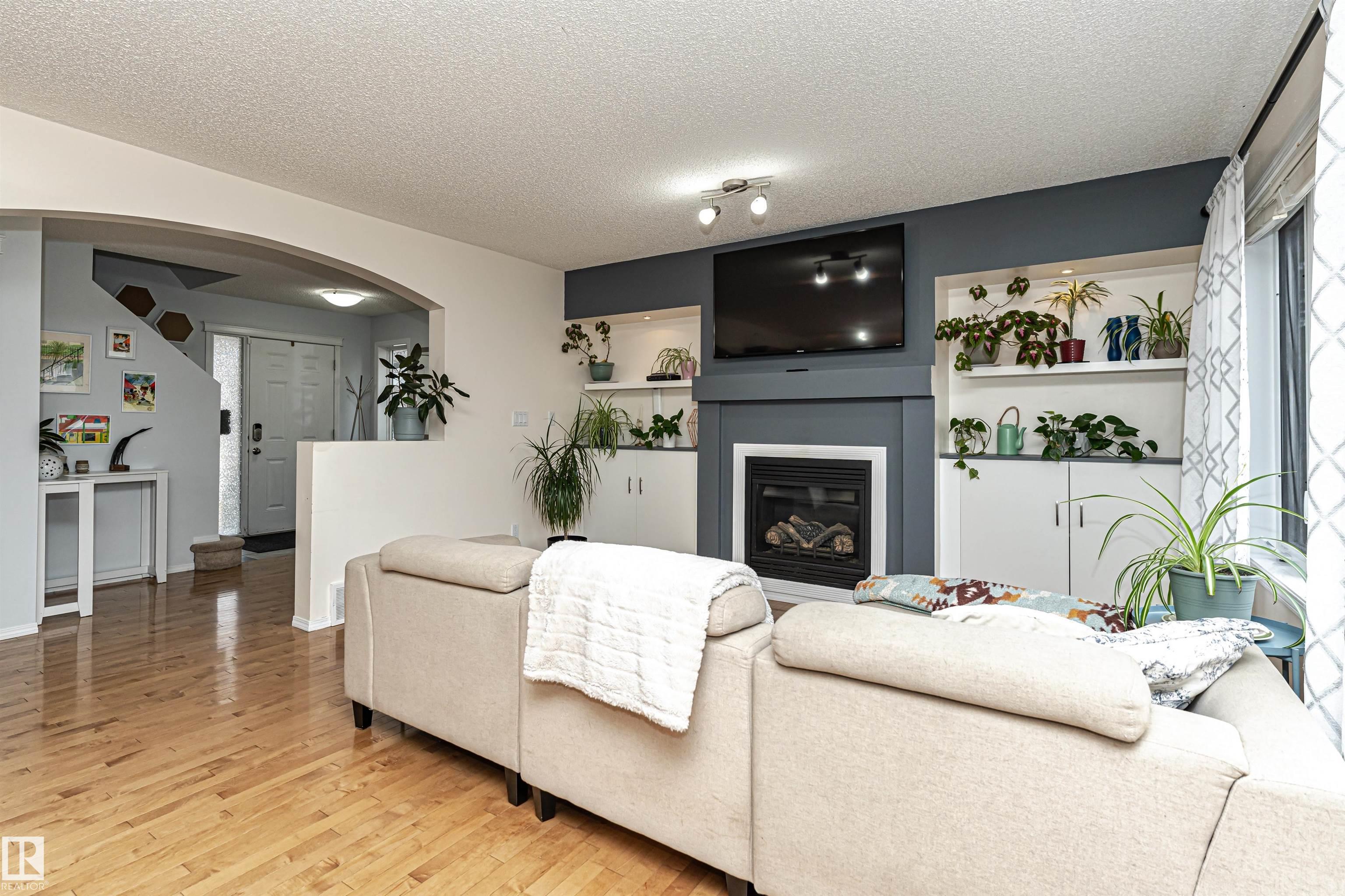 Photo 8 at 38 Rue Bouchard, Coloniale Estates, Beaumont