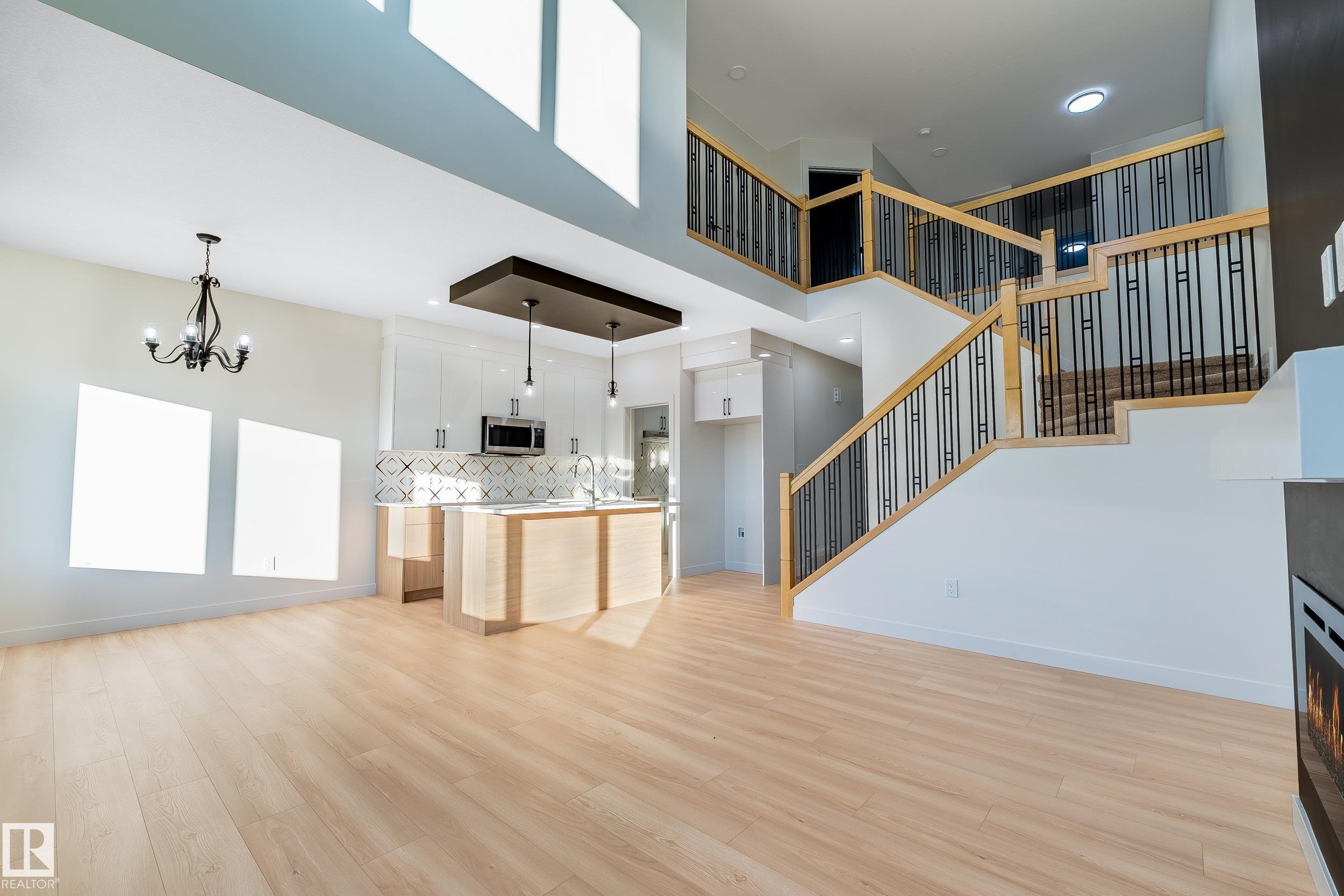 Photo 13 at 2032 210 Street NW, Stillwater, Edmonton