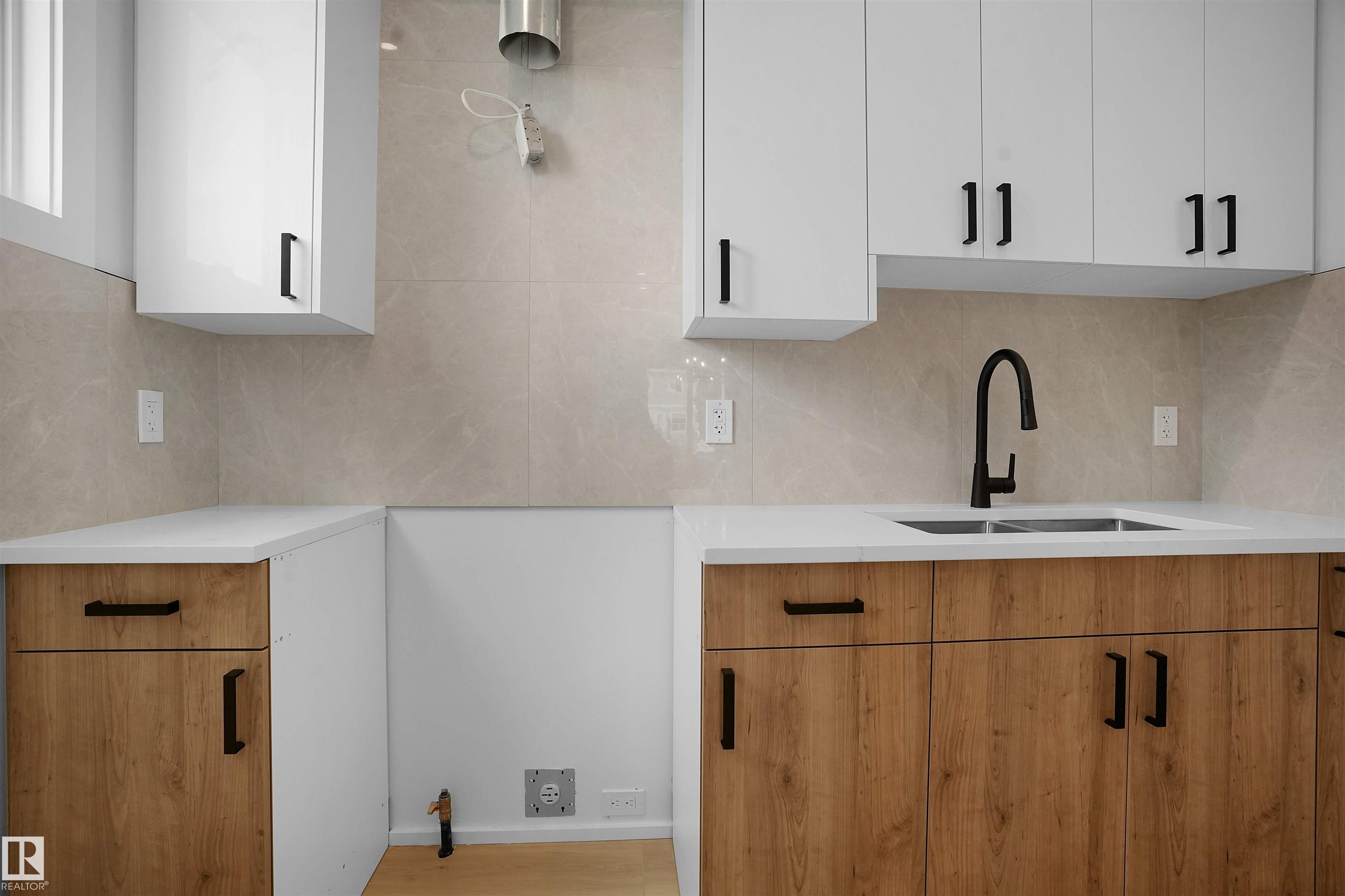 Photo 13 at 987 Elderberry Landing NW, Edgemont, Edmonton