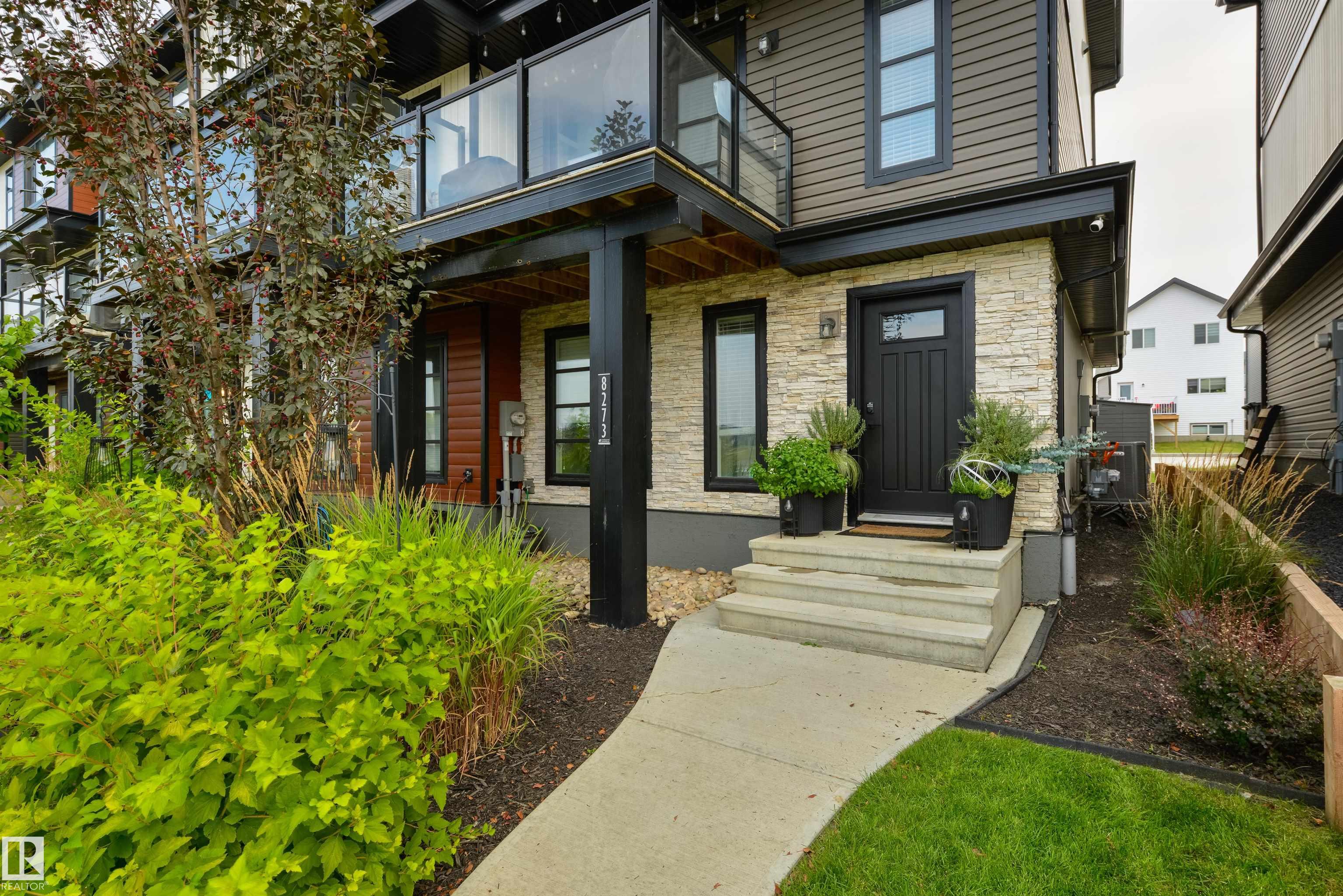 Photo 2 at 8273 Chappelle Way SW, Chappelle Area, Edmonton