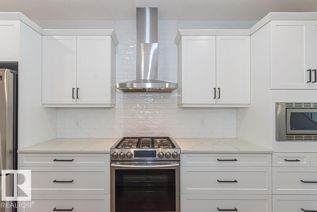 Photo 12 at 9740 152 Street NW, West Jasper Place, Edmonton