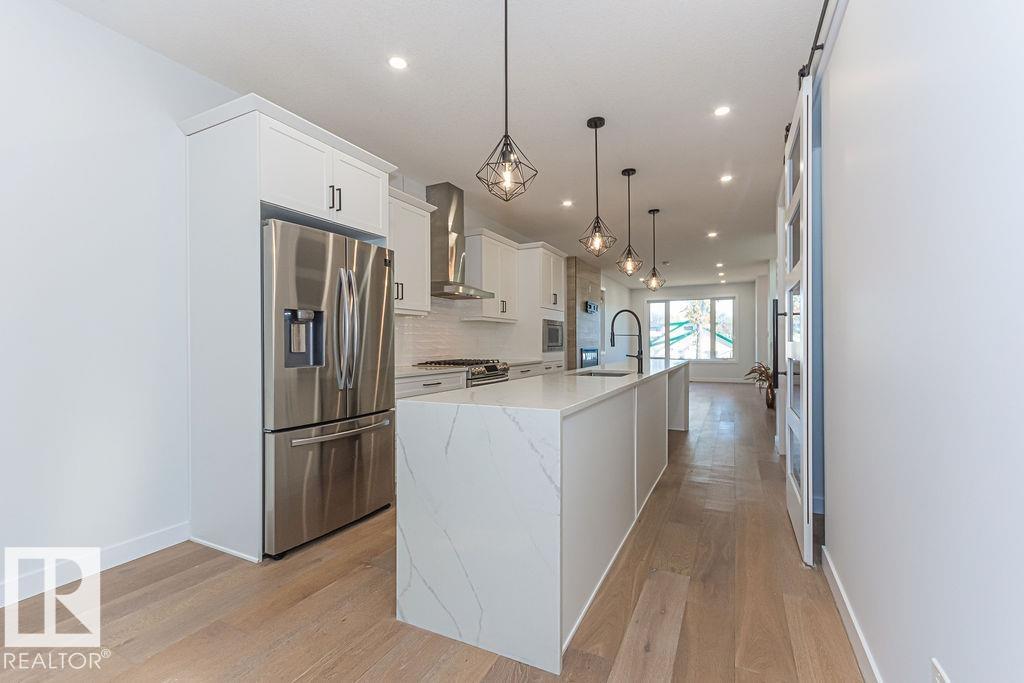 Photo 13 at 9740 152 Street NW, West Jasper Place, Edmonton