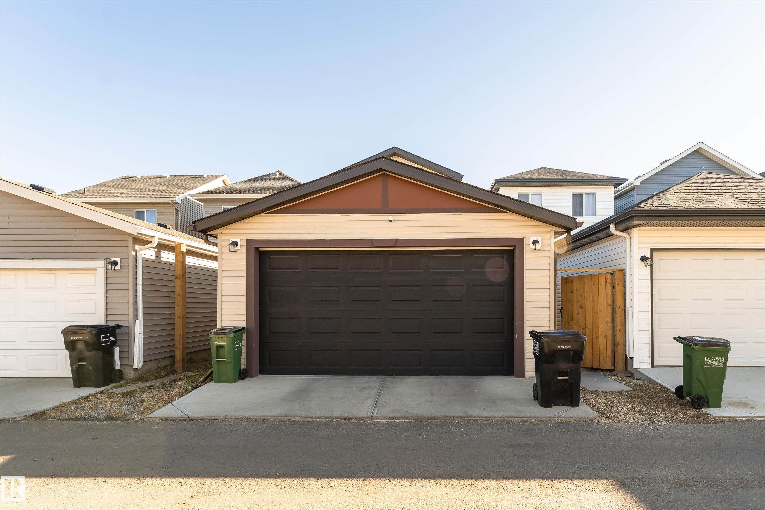 Photo 10 at 9612 Colak Link SW, Chappelle Area, Edmonton