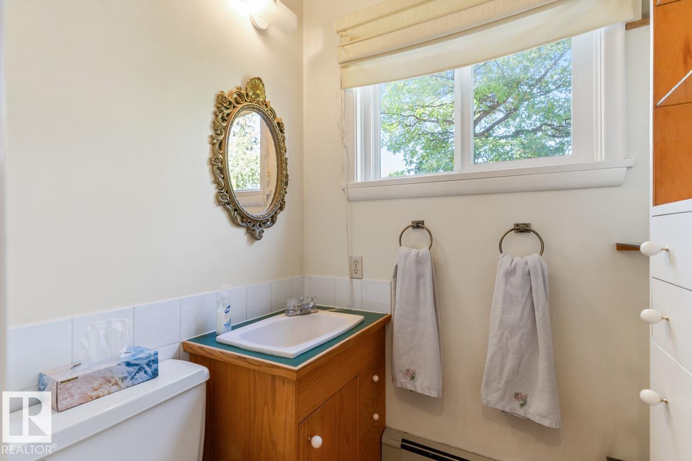 Photo 17 at 11028 131 Street NW, Westmount, Edmonton