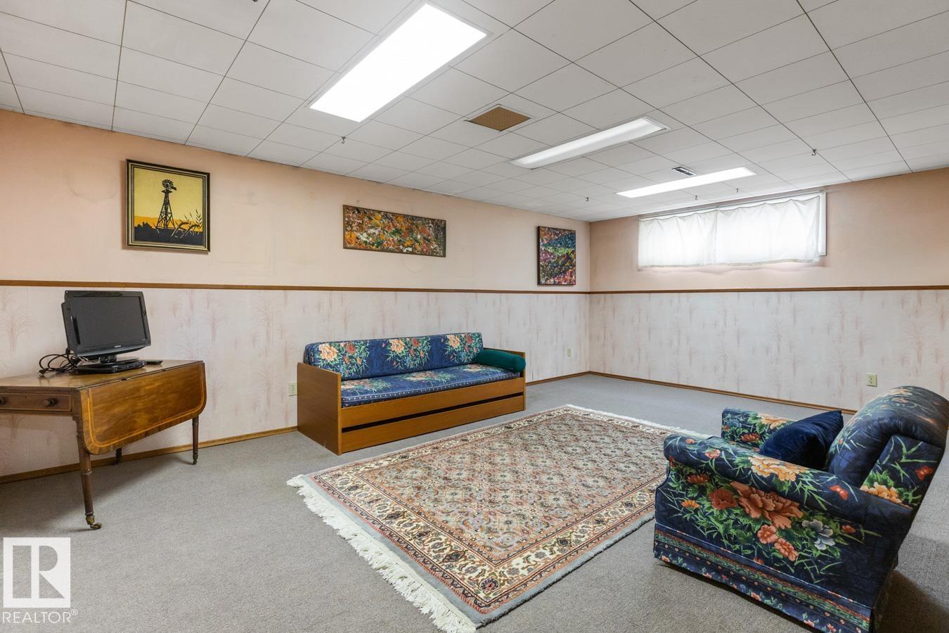 Photo 32 at 11028 131 Street NW, Westmount, Edmonton