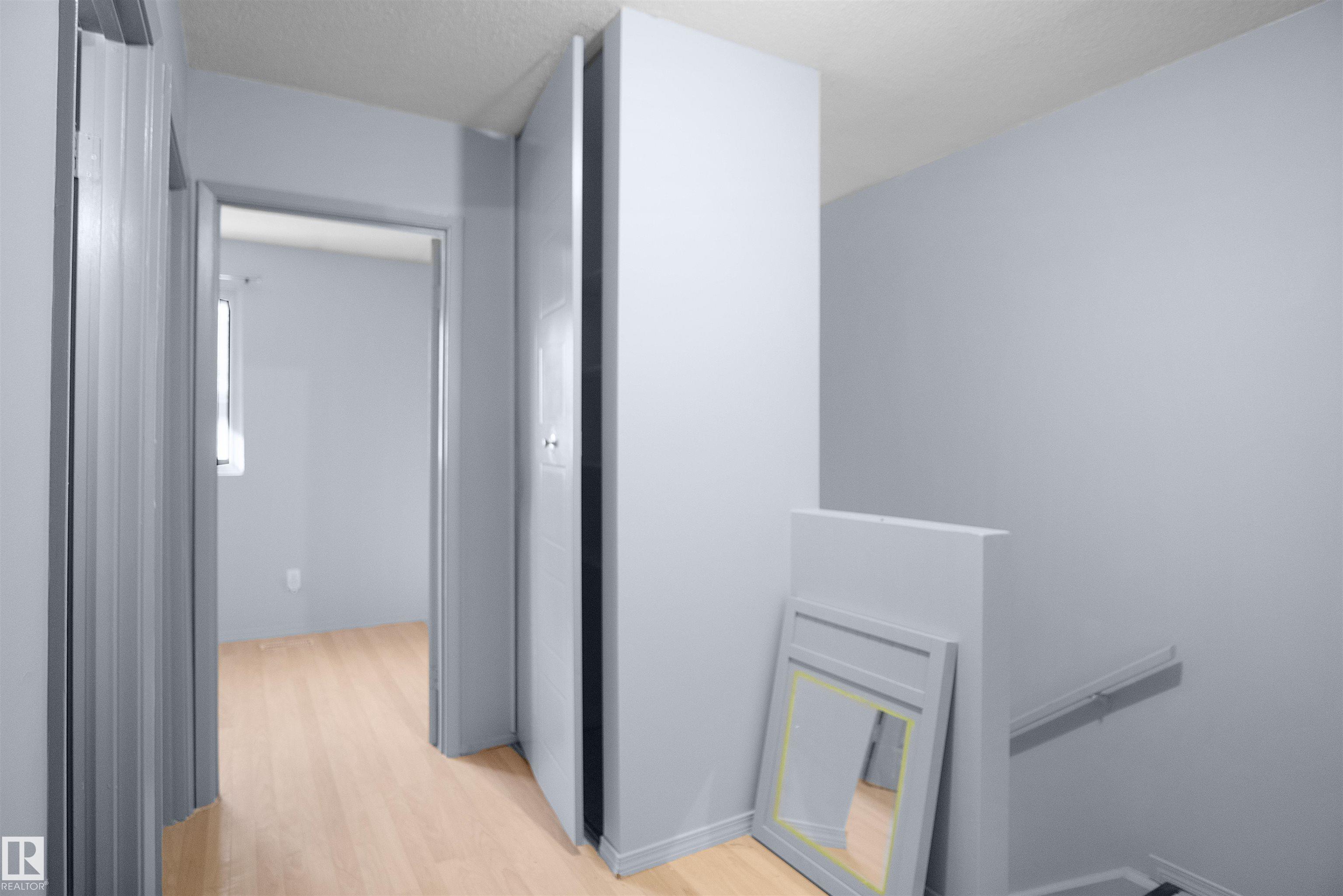 Photo 14 at 887 Abbottsfield Road NW, Abbottsfield, Edmonton