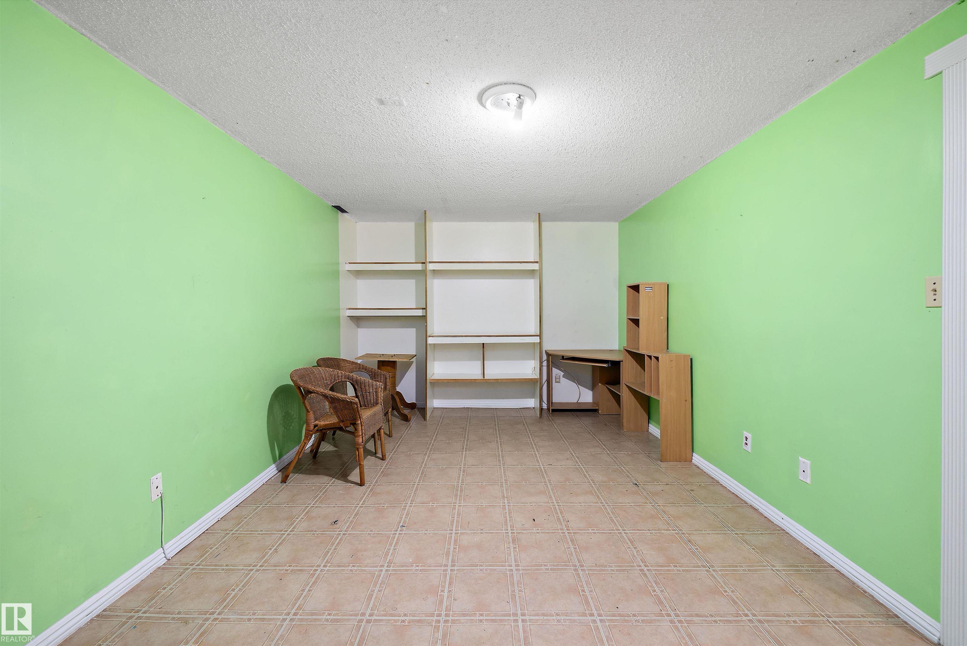 Photo 31 at 163 Abbottsfield Road NW, Abbottsfield, Edmonton