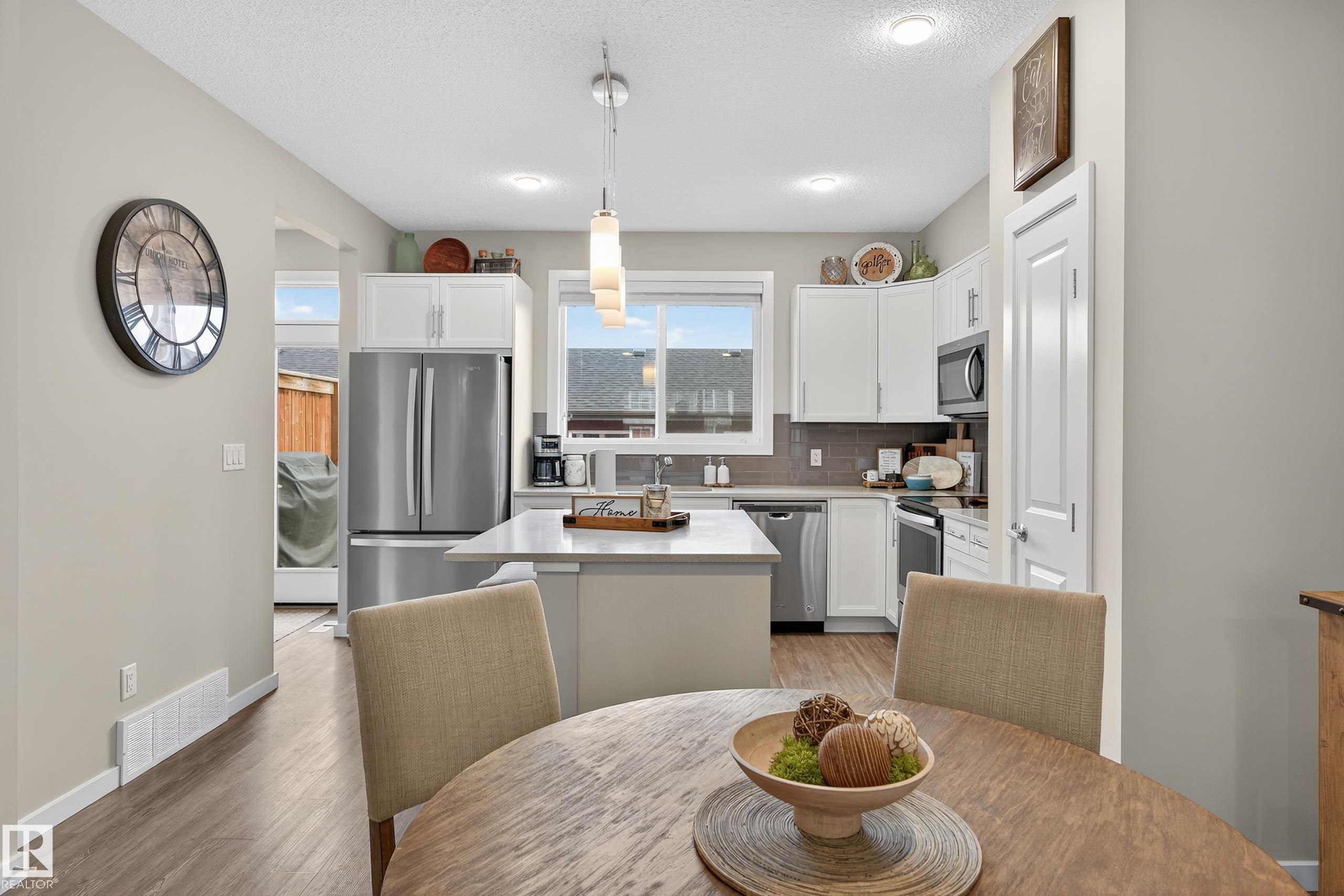 Photo 16 at 1184 Rosenthal Boulevard NW, Rosenthal, Edmonton