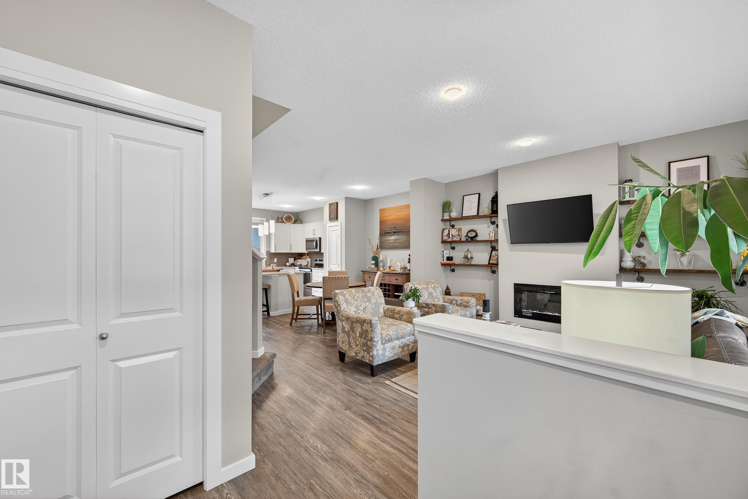 Photo 8 at 1184 Rosenthal Boulevard NW, Rosenthal, Edmonton