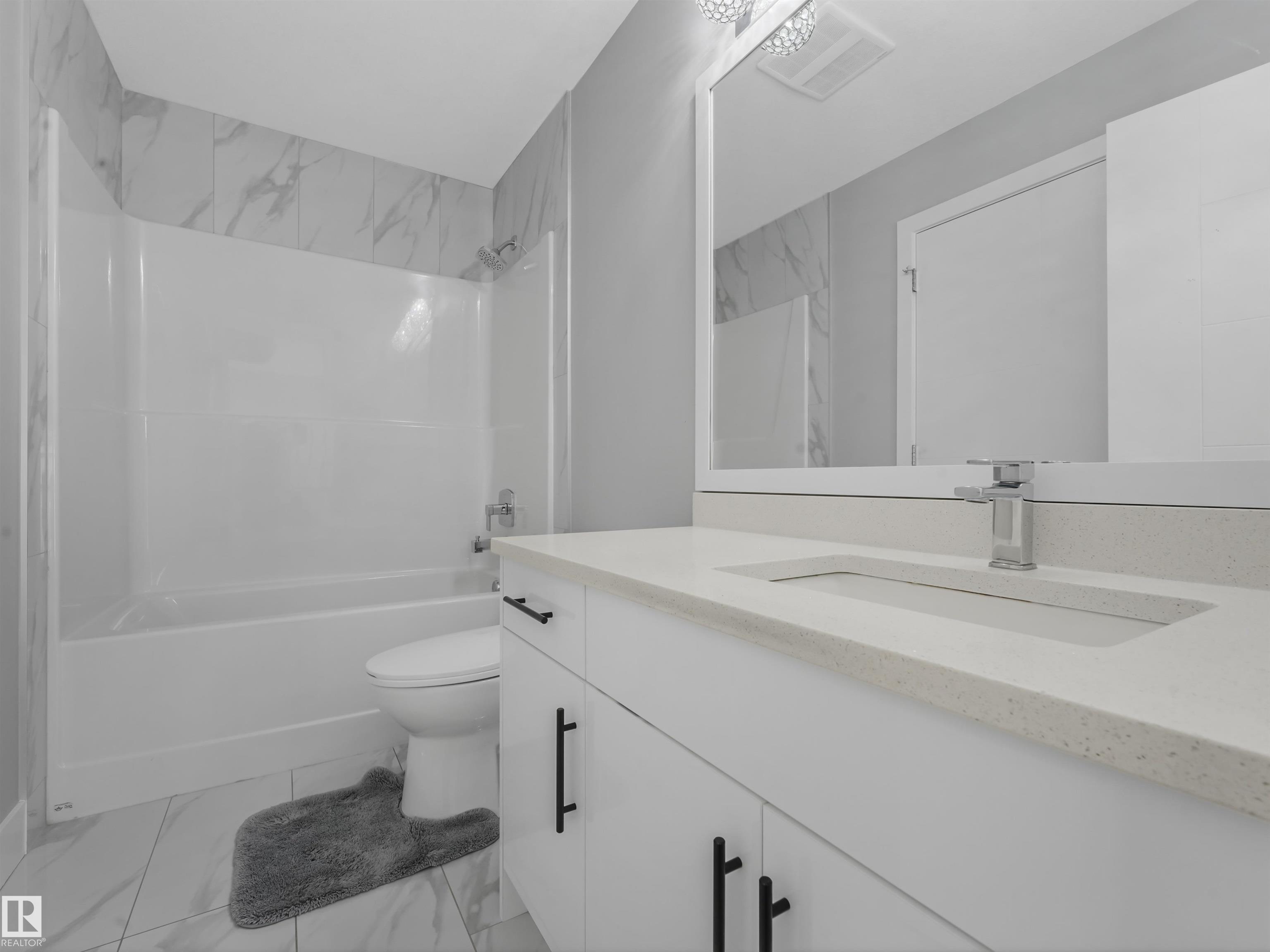 Photo 28 at 2412 14 Avenue NW, Laurel, Edmonton