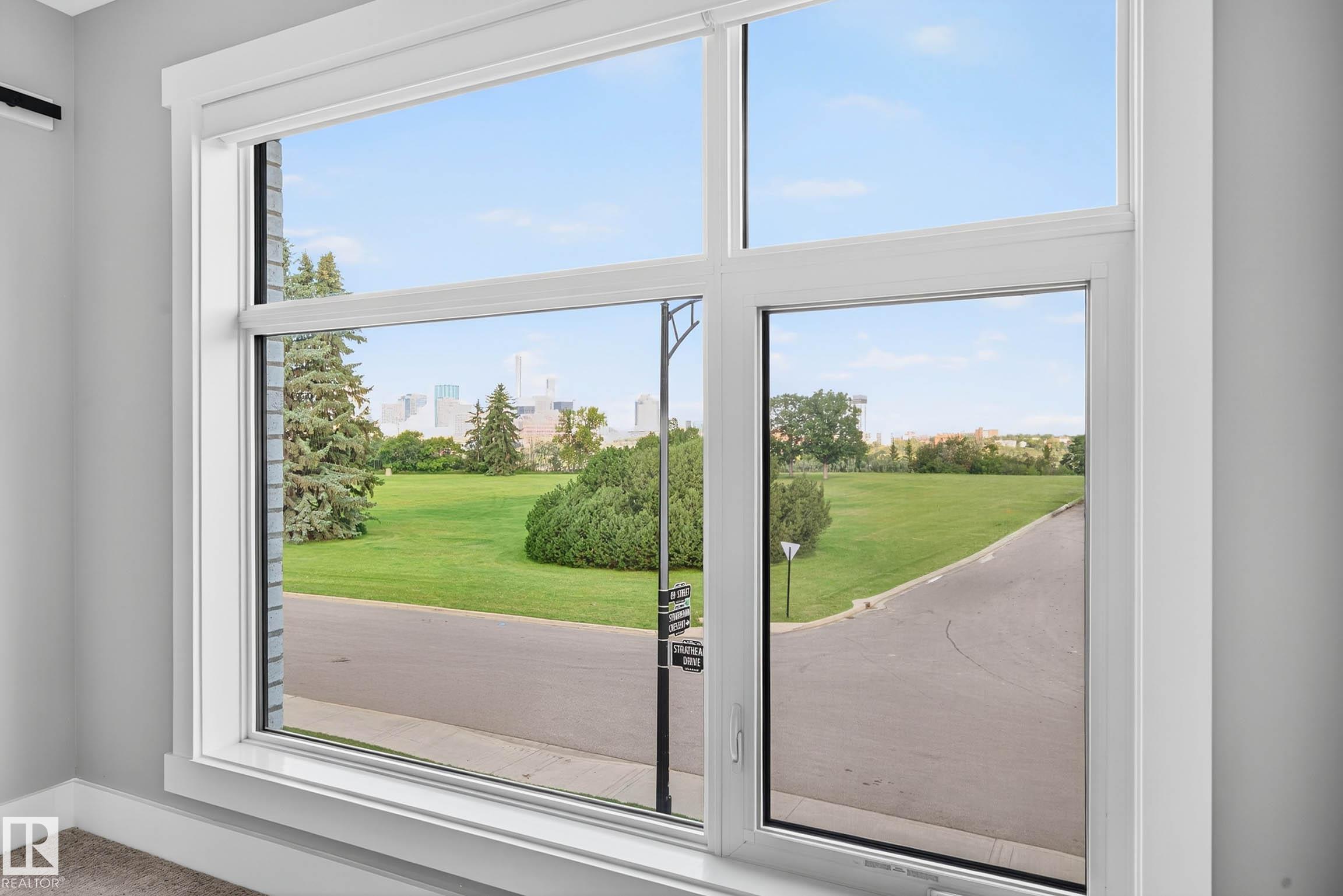 Photo 13 at 8805 Strathearn Drive NW, Strathearn, Edmonton