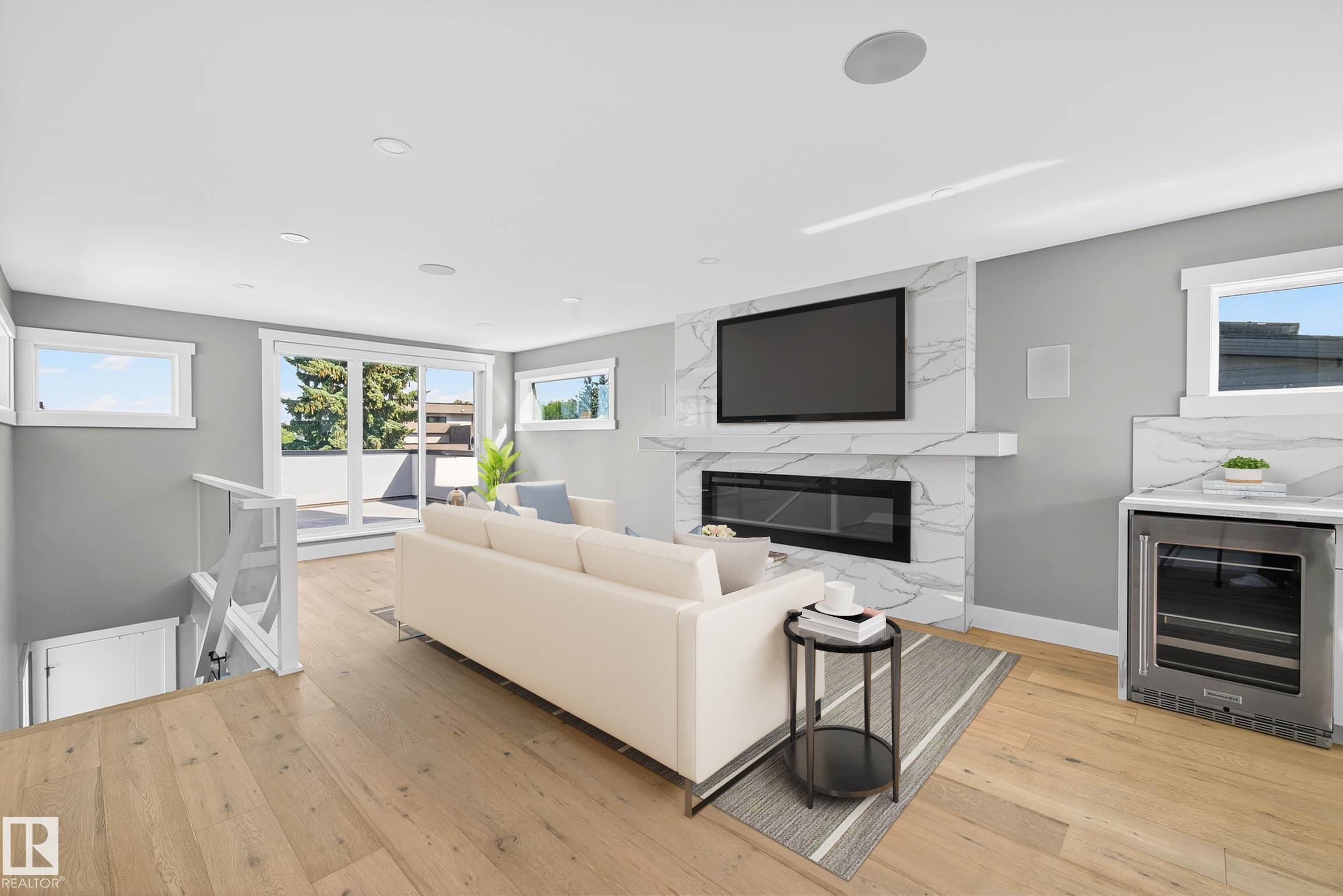 Photo 18 at 8805 Strathearn Drive NW, Strathearn, Edmonton