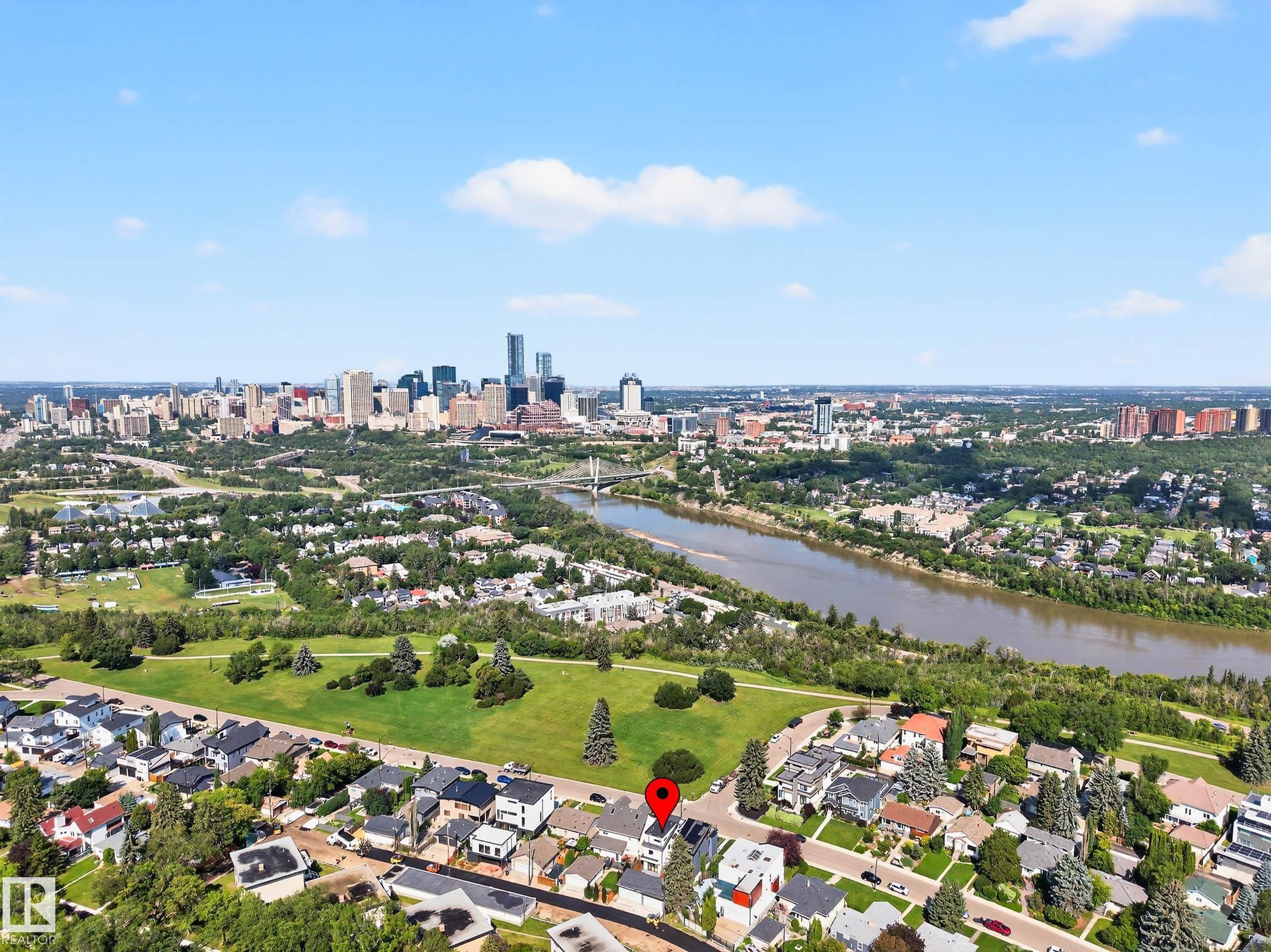 Photo 38 at 8805 Strathearn Drive NW, Strathearn, Edmonton