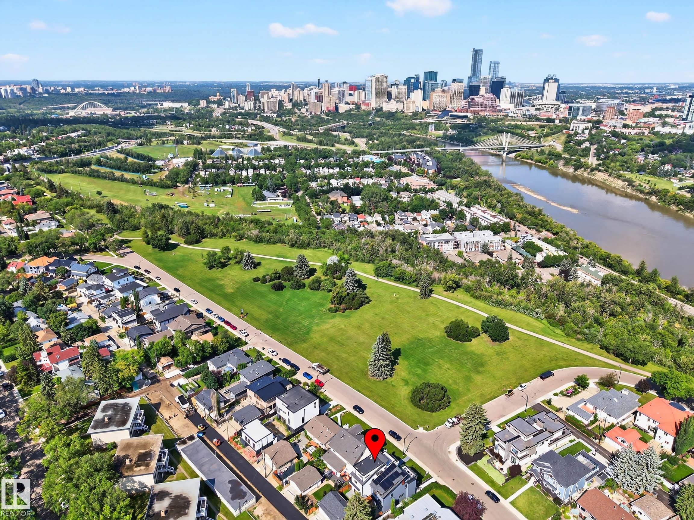 Photo 39 at 8805 Strathearn Drive NW, Strathearn, Edmonton