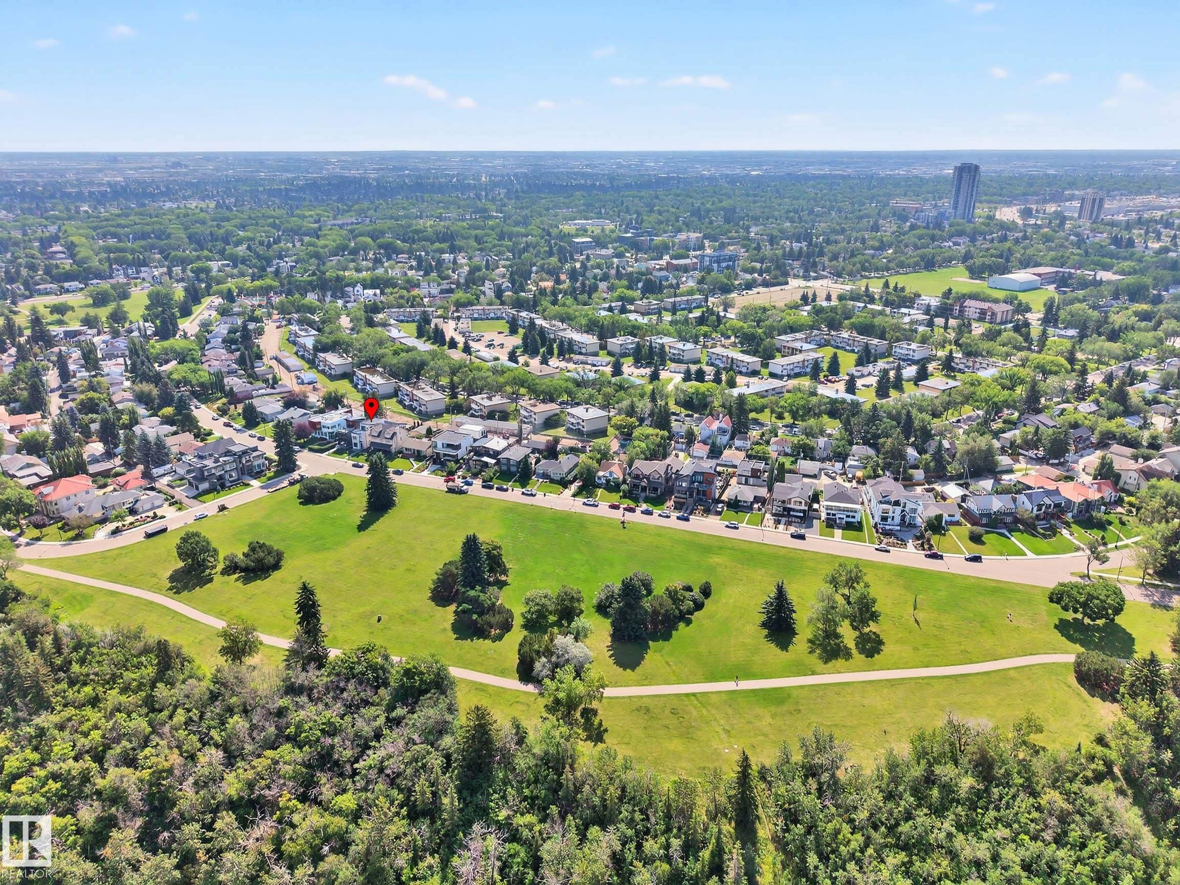 Photo 43 at 8805 Strathearn Drive NW, Strathearn, Edmonton