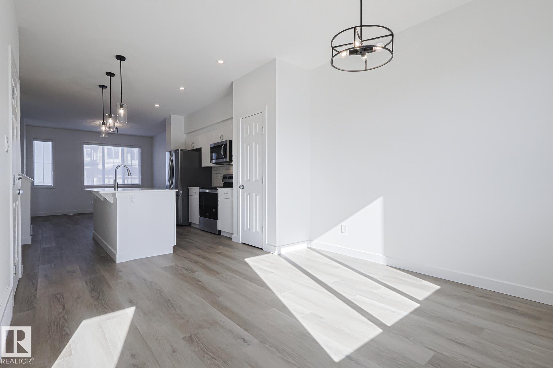 Photo 7 at 6347 King Wynd SW, Keswick, Edmonton