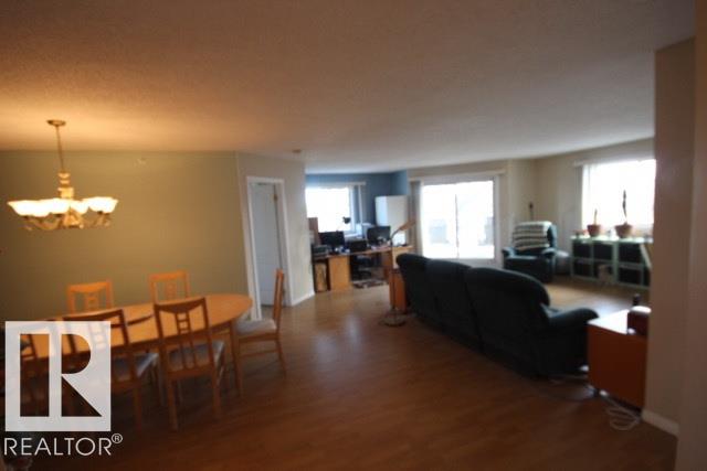 Photo 7 at #303 - 6210 101 Avenue NW, Fulton Place, Edmonton