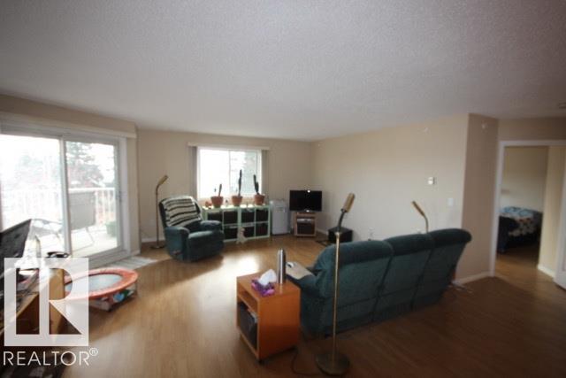 Photo 8 at #303 - 6210 101 Avenue NW, Fulton Place, Edmonton