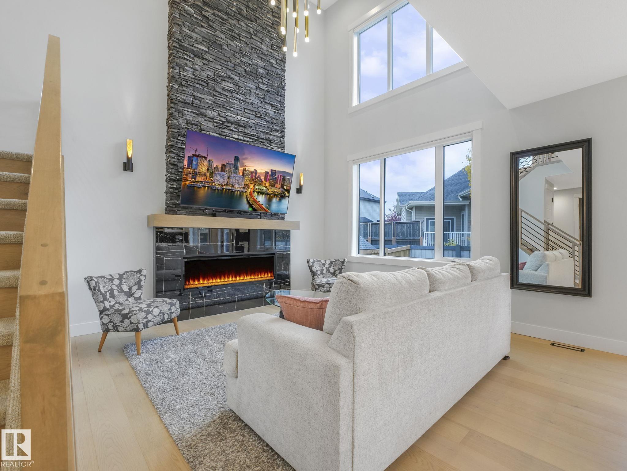 Photo 2 at 53 Autumnwood Crescent, Aspen Glen, Spruce Grove