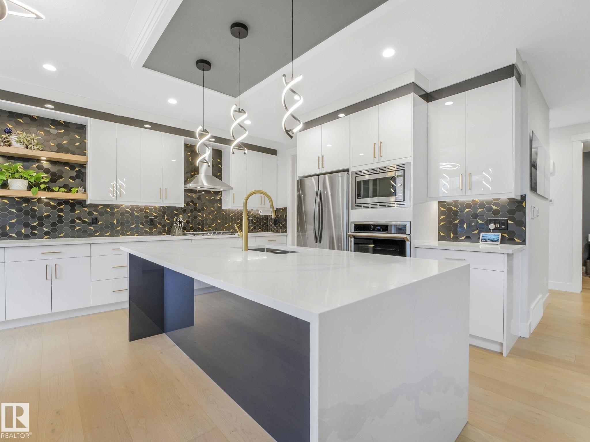 Photo 3 at 53 Autumnwood Crescent, Aspen Glen, Spruce Grove