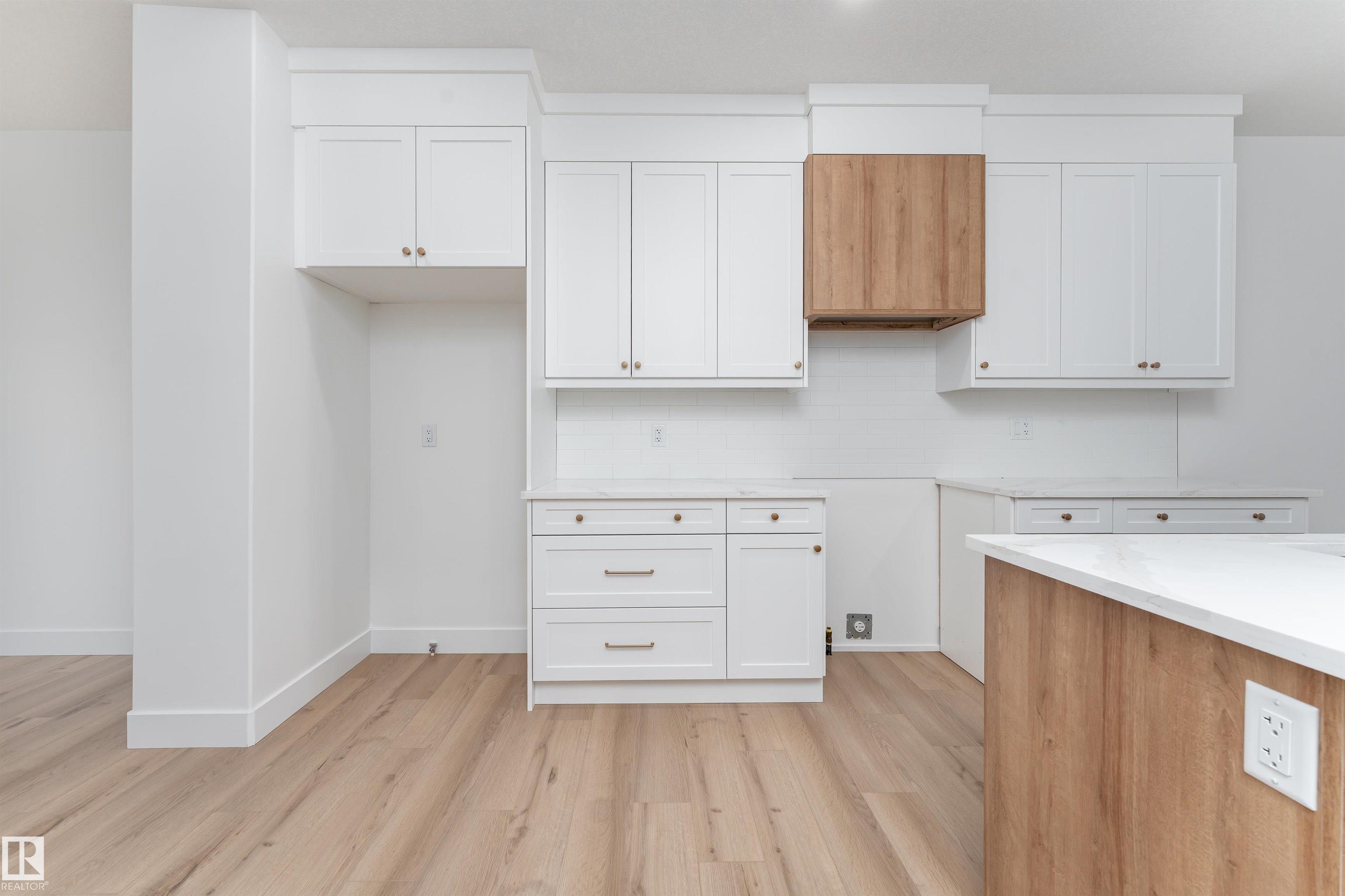 Photo 12 at 3105 Magpie Way NW, Starling, Edmonton