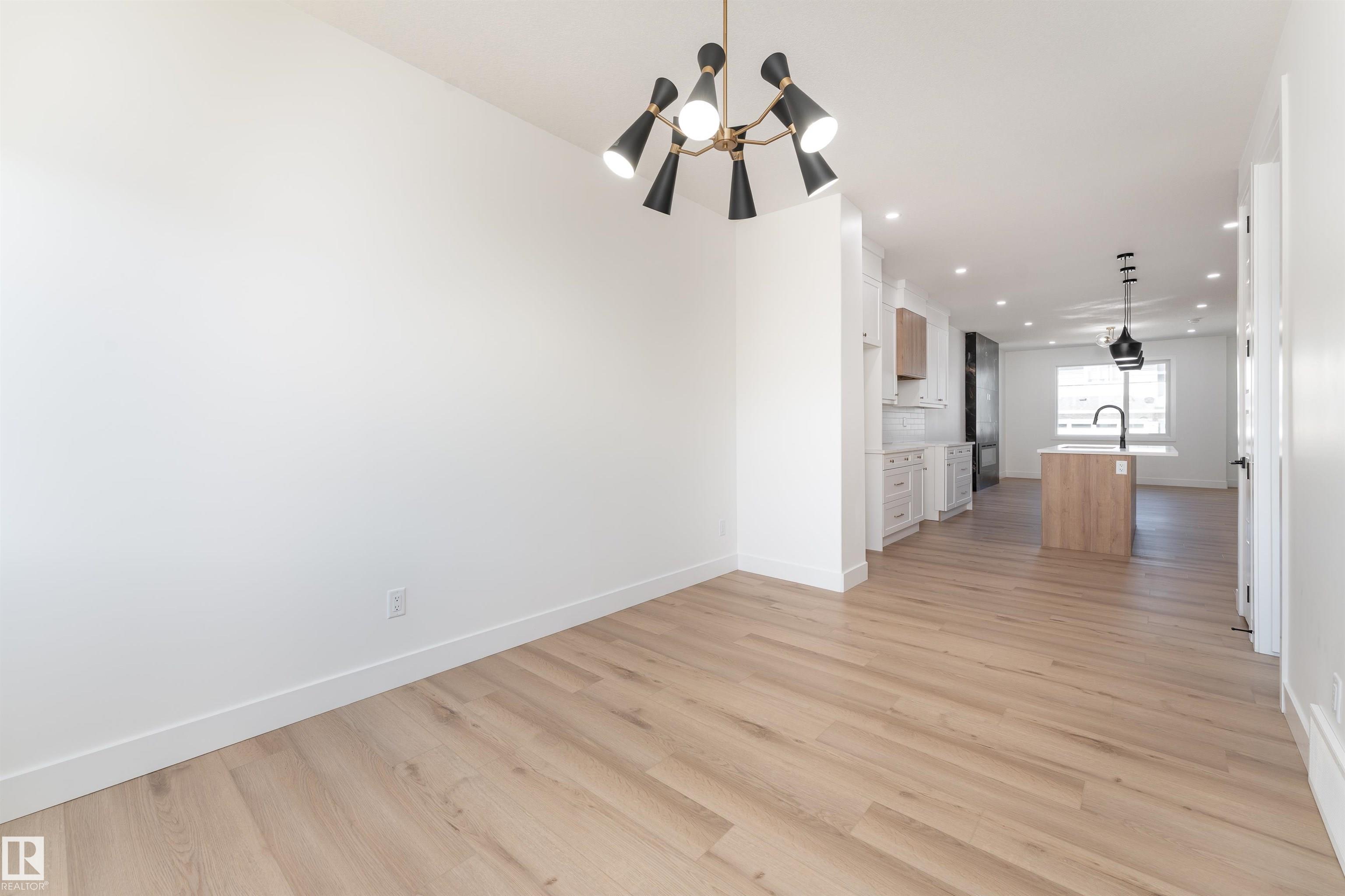 Photo 15 at 3105 Magpie Way NW, Starling, Edmonton