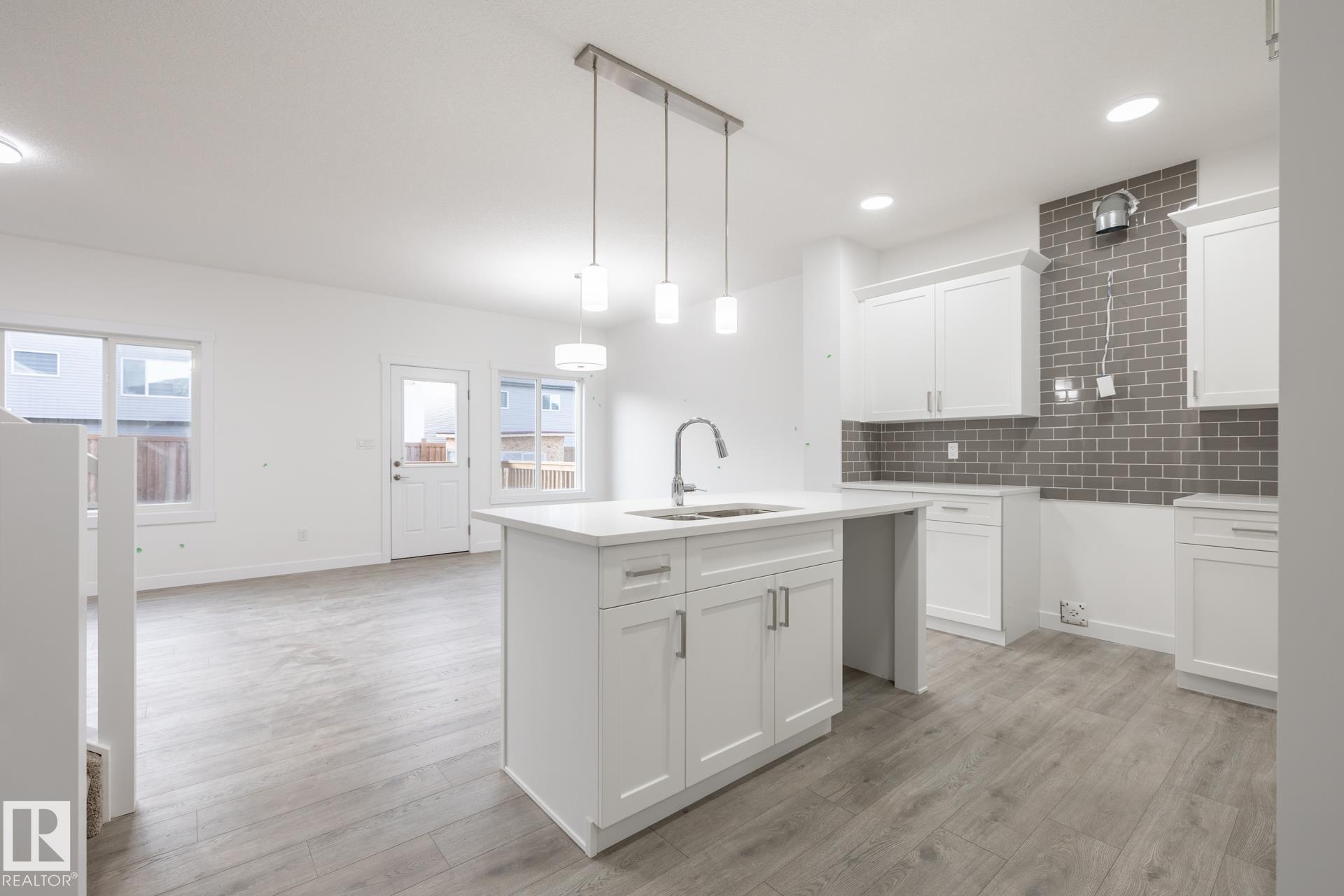 Photo 4 at 412 27 Street SW, Alces, Edmonton