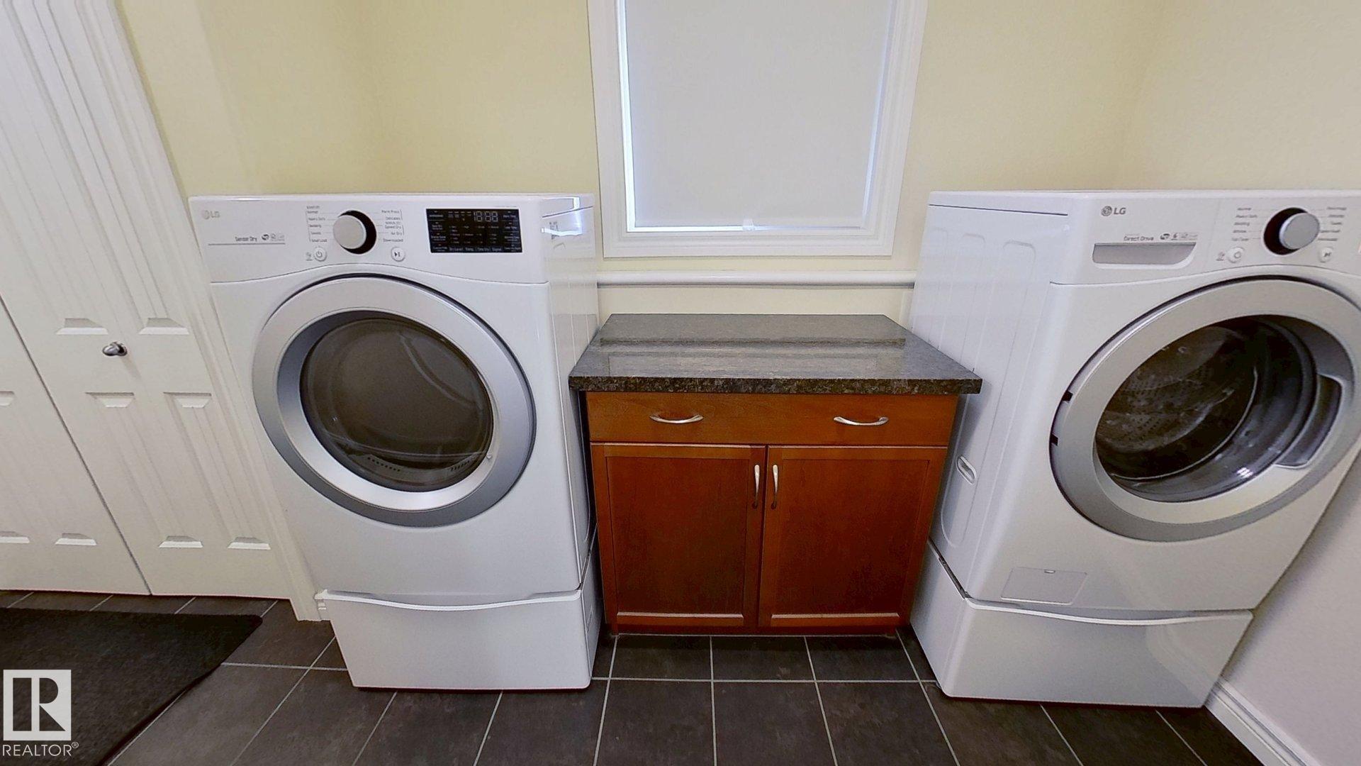 Photo 3 at 14029 145 Avenue NW, Cumberland, Edmonton