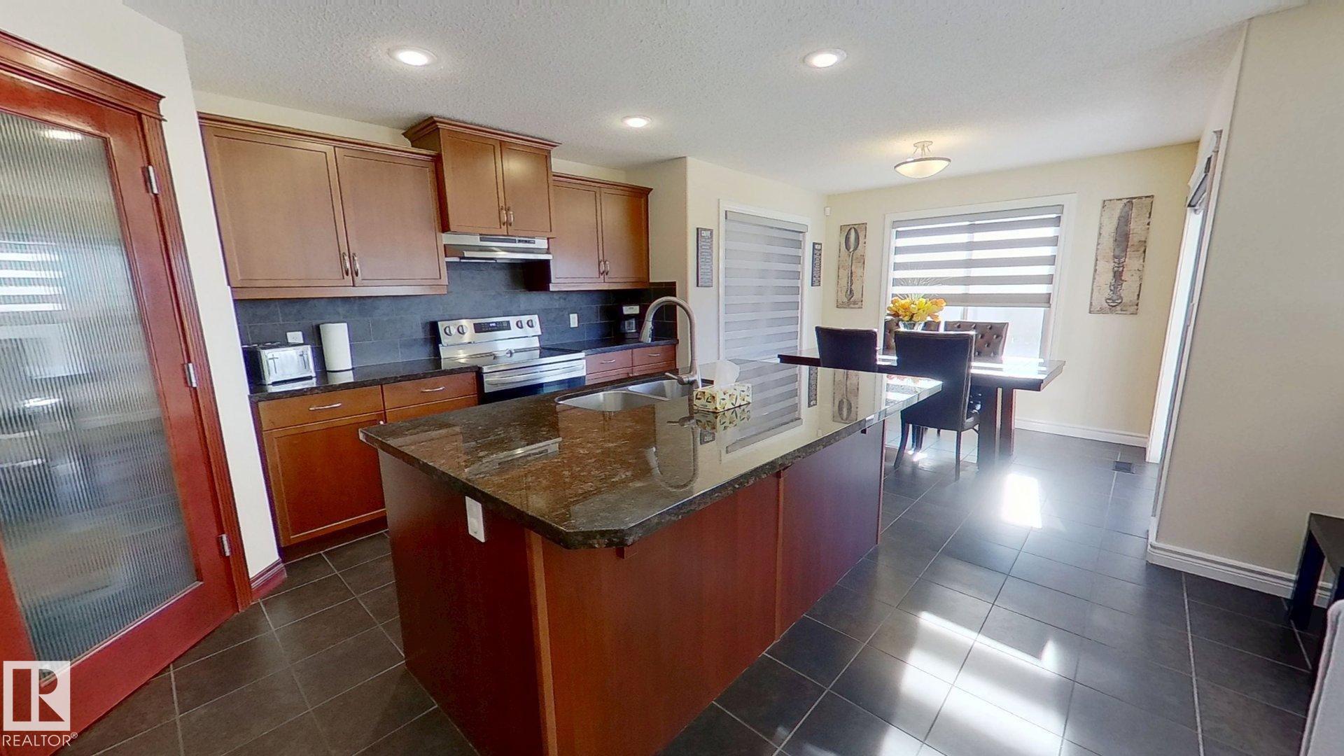 Photo 5 at 14029 145 Avenue NW, Cumberland, Edmonton