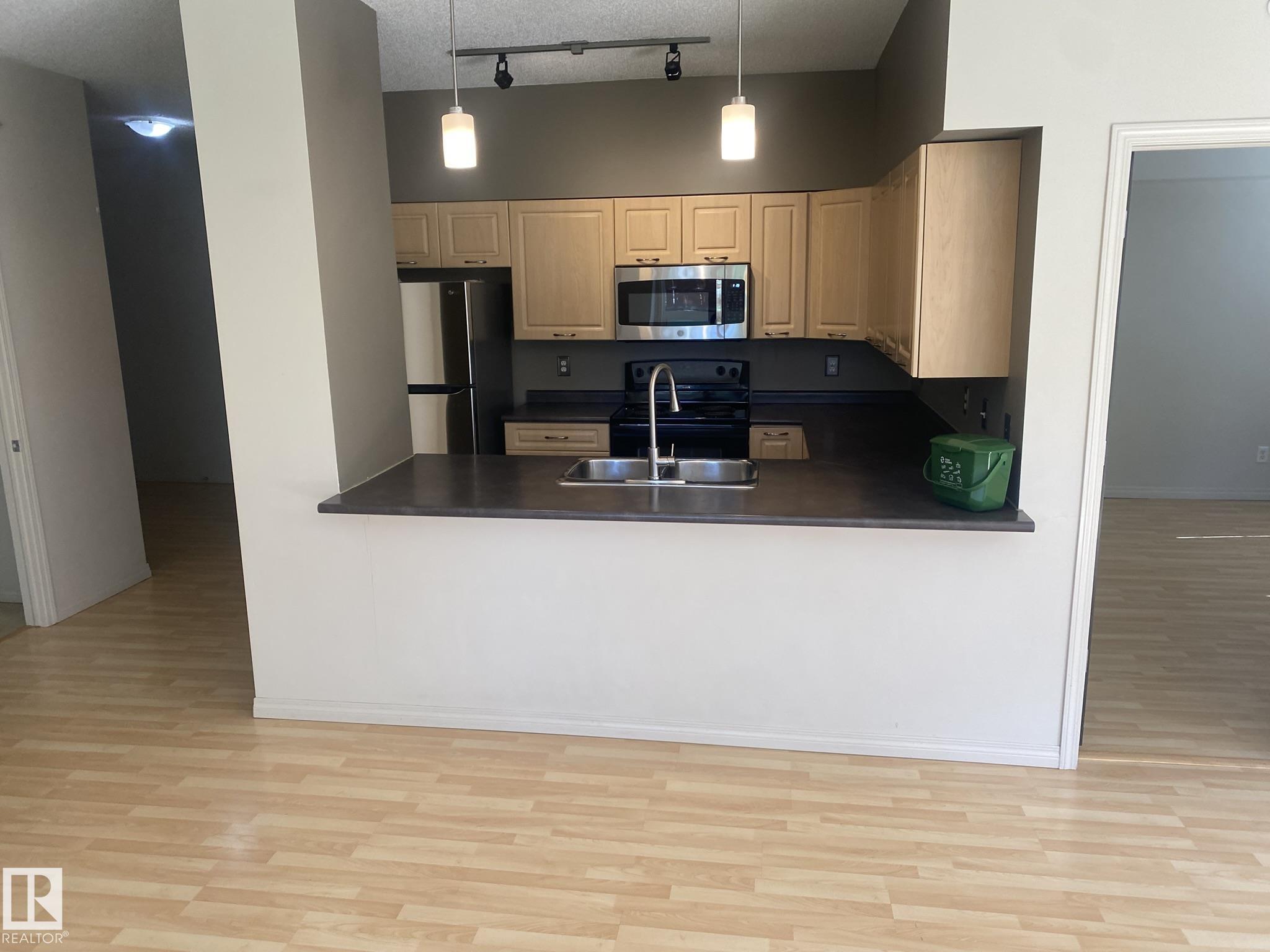 Photo 6 at 6315 135 Avenue NW, Belvedere, Edmonton