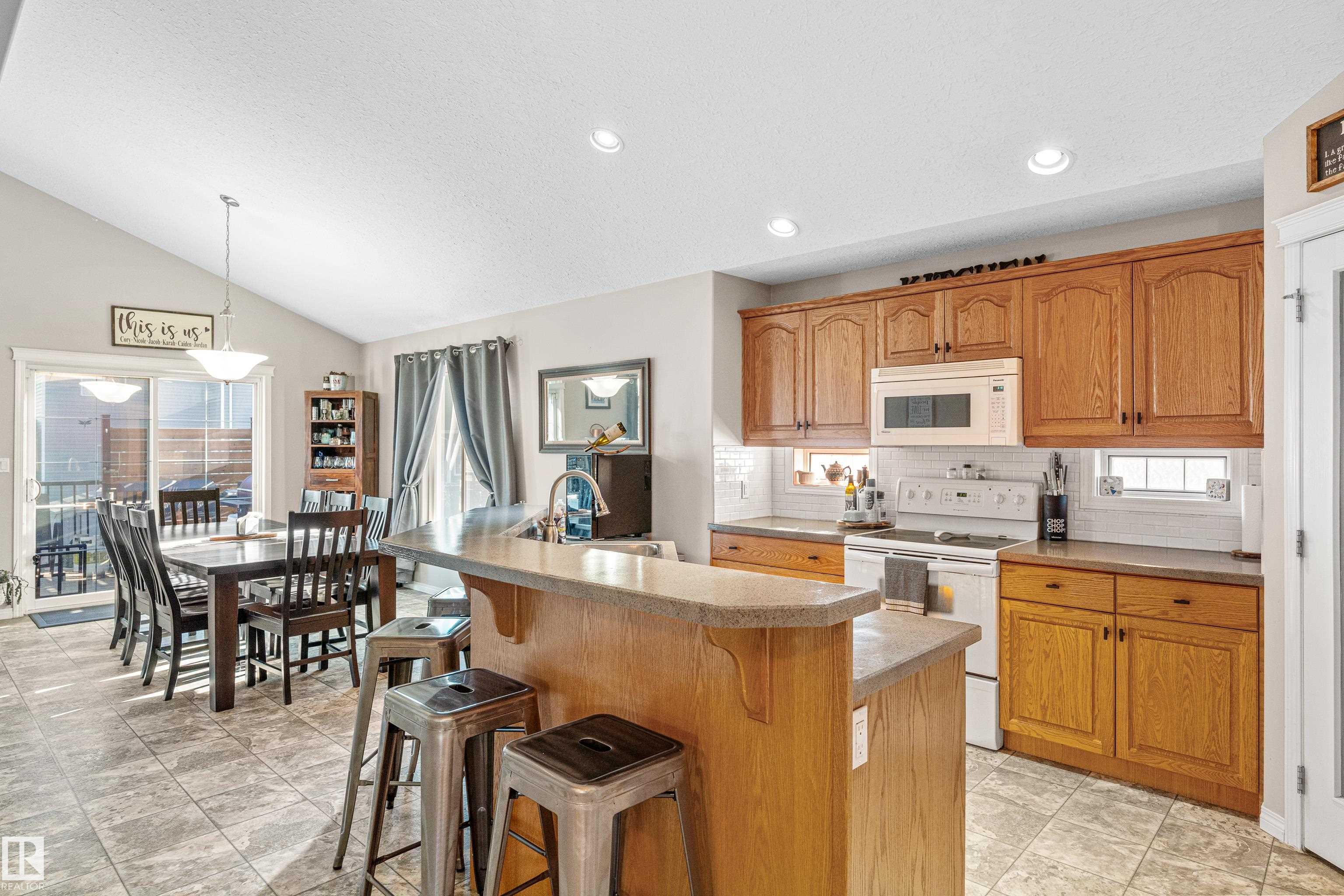 Photo 13 at 8915 98 Avenue, Morinville