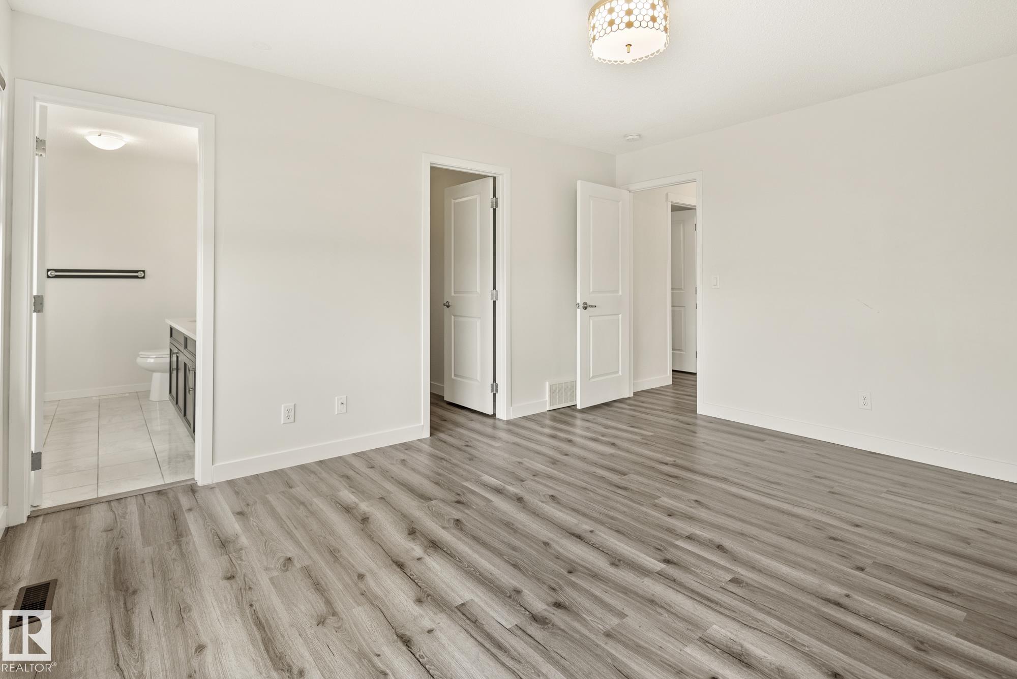 Photo 25 at 5404 22 Avenue SW, Walker, Edmonton