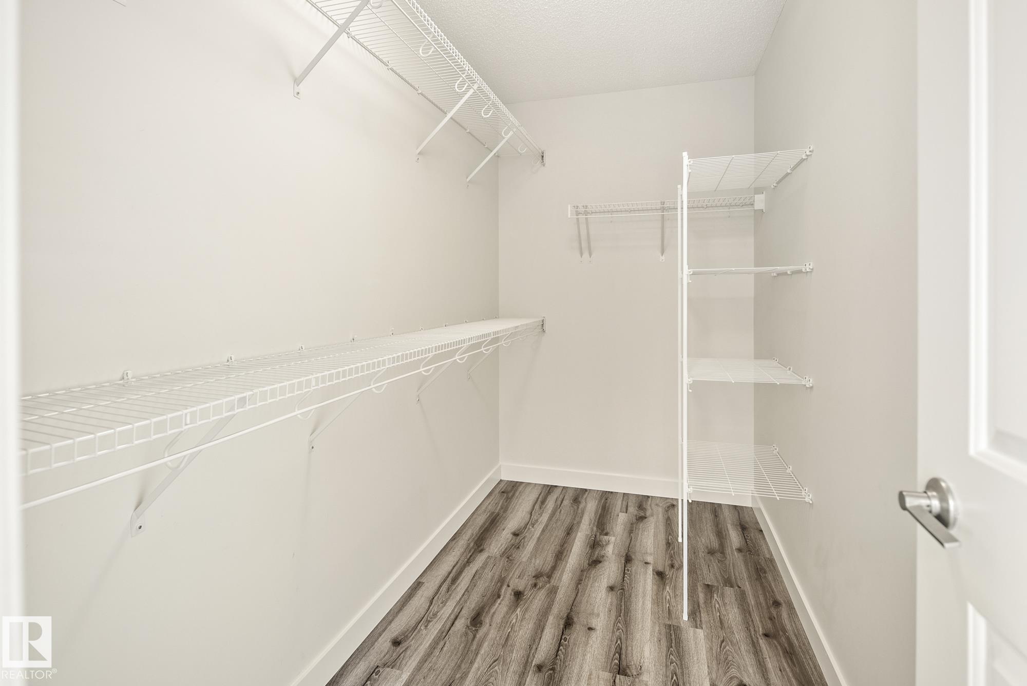 Photo 31 at 5404 22 Avenue SW, Walker, Edmonton