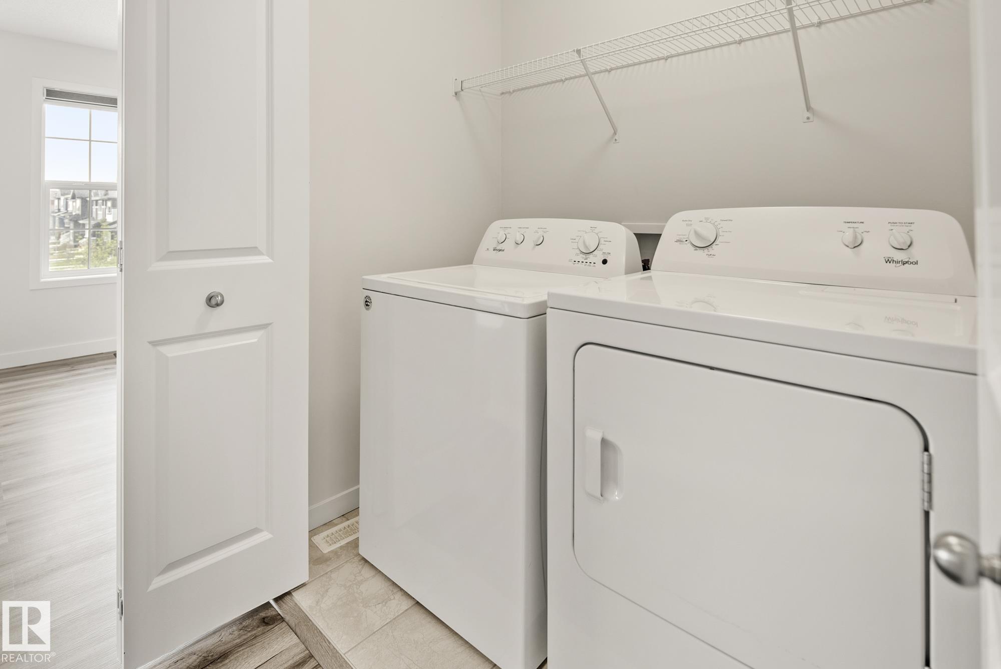 Photo 38 at 5404 22 Avenue SW, Walker, Edmonton