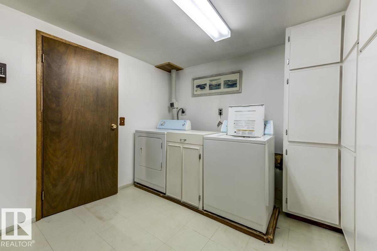 Photo 34 at 15232 121 Street NW, Caernarvon, Edmonton