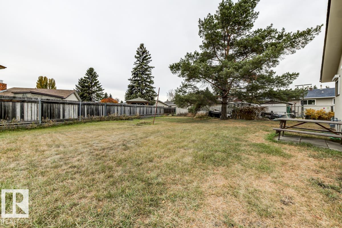 Photo 39 at 15232 121 Street NW, Caernarvon, Edmonton