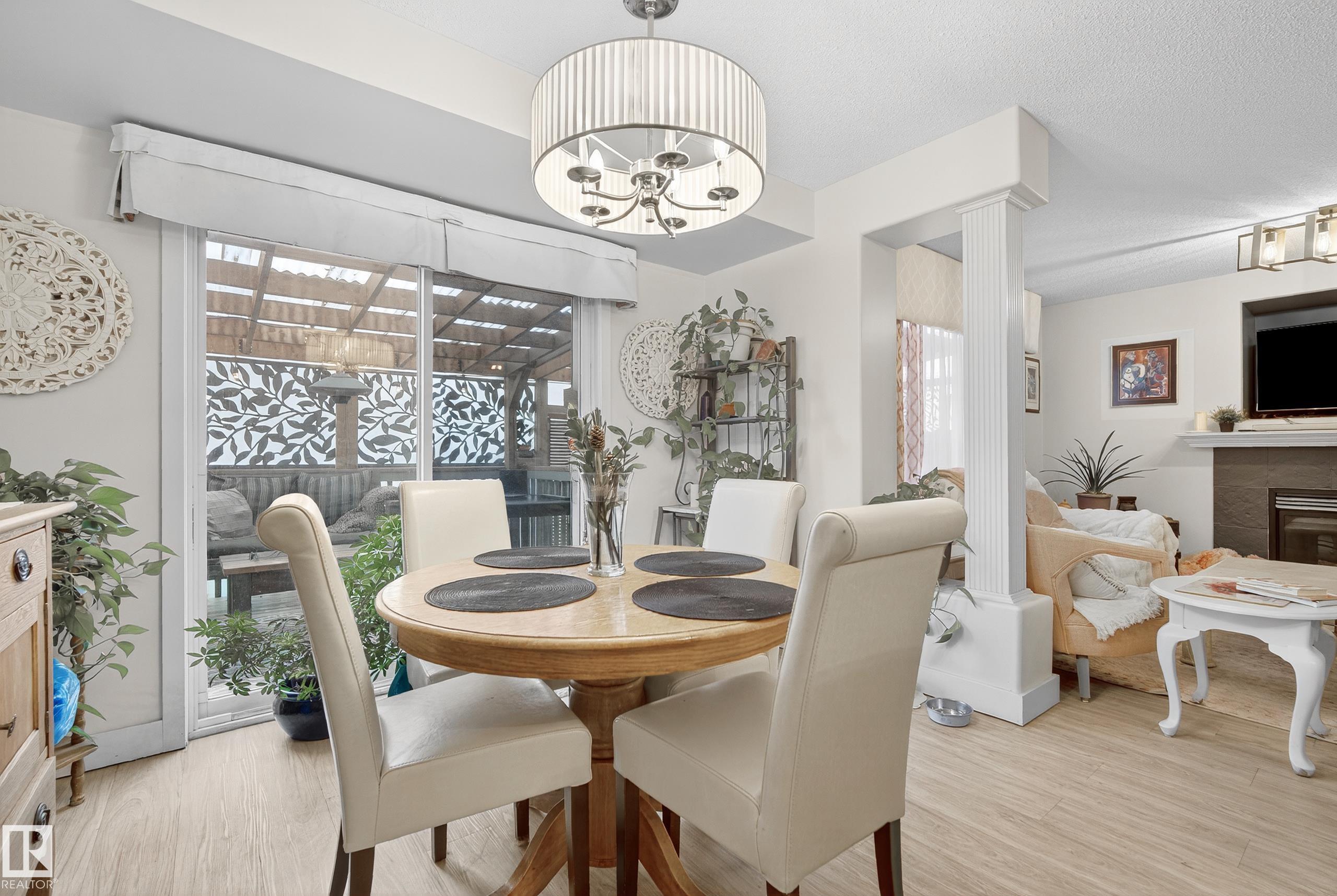 Photo 8 at 138 Easton Road SW, Ellerslie, Edmonton