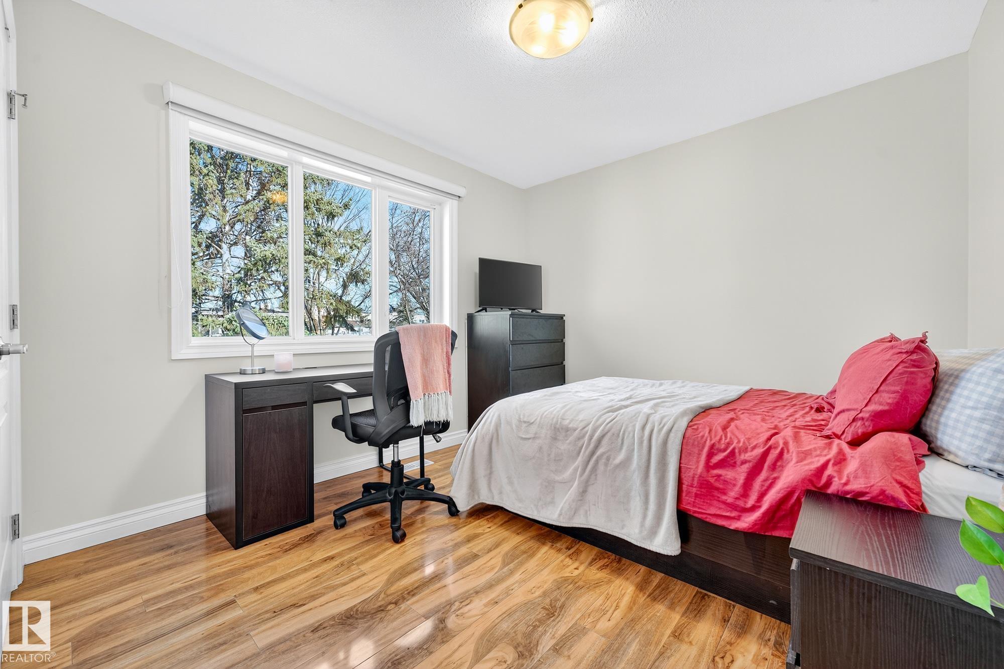 Photo 30 at 8543 81 Avenue NW, King Edward Park, Edmonton