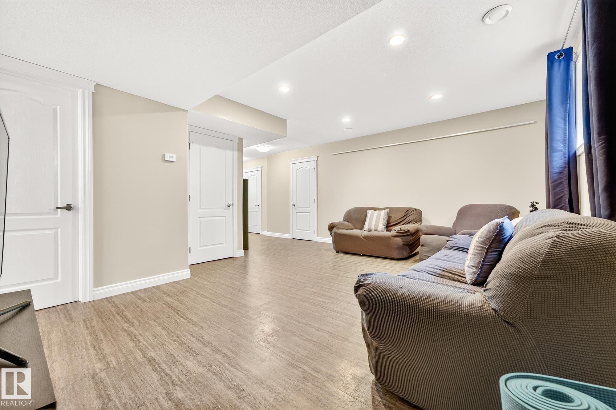 Photo 35 at 8543 81 Avenue NW, King Edward Park, Edmonton